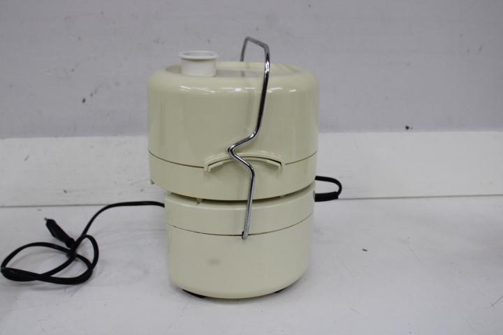 Braun Multipress sapcentrifuge – foto 10 – kavel bij GSD Auctions, Zoeterwoude
