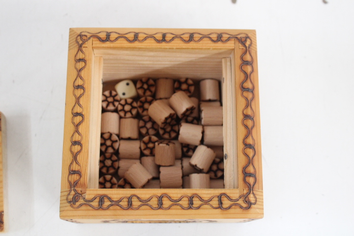 Set van 7 houten sierdozen – foto 9 – kavel bij GSD Auctions, Zoeterwoude