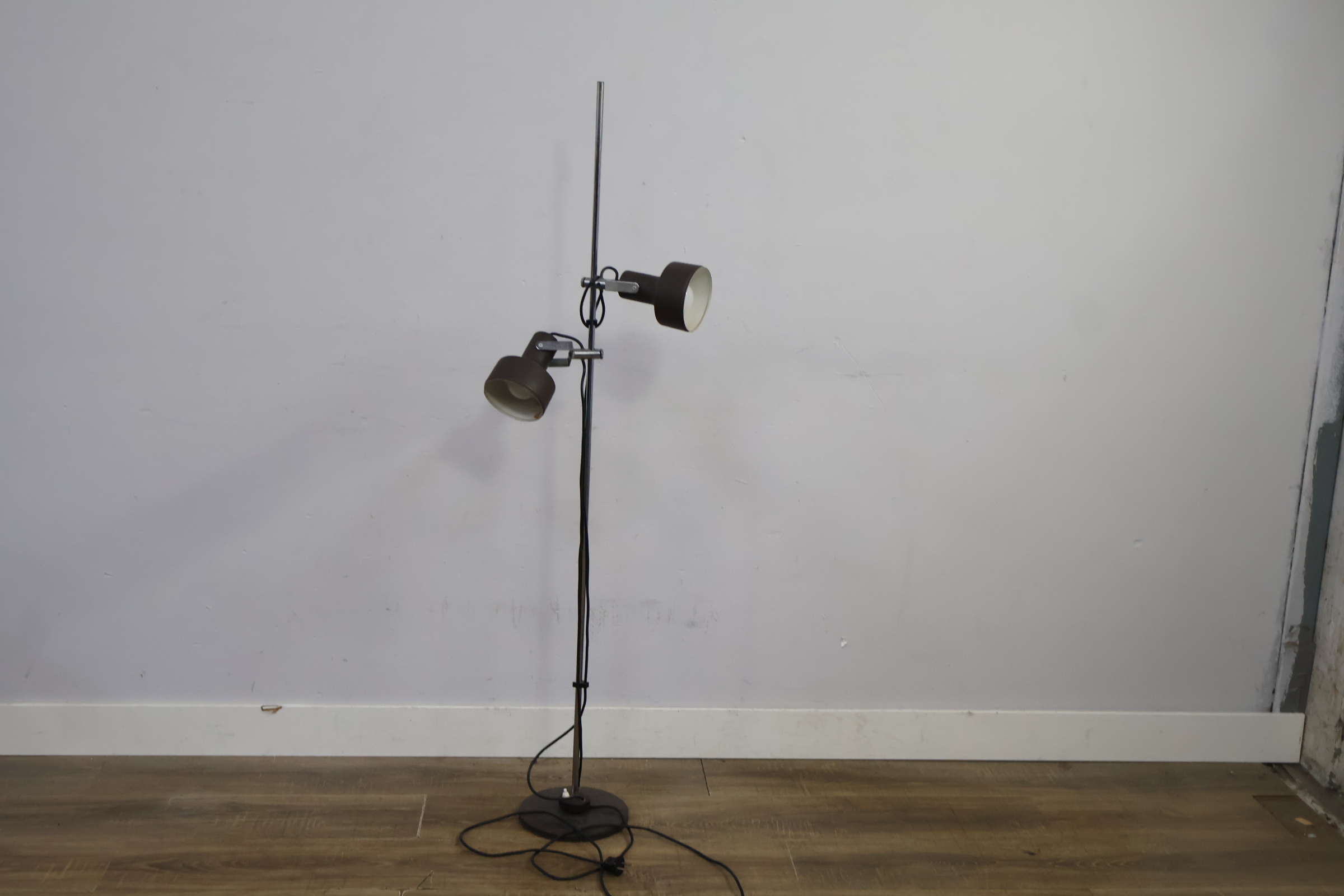 Vintage Vloerlamp – foto 7 – kavel bij GSD Auctions, Zoeterwoude