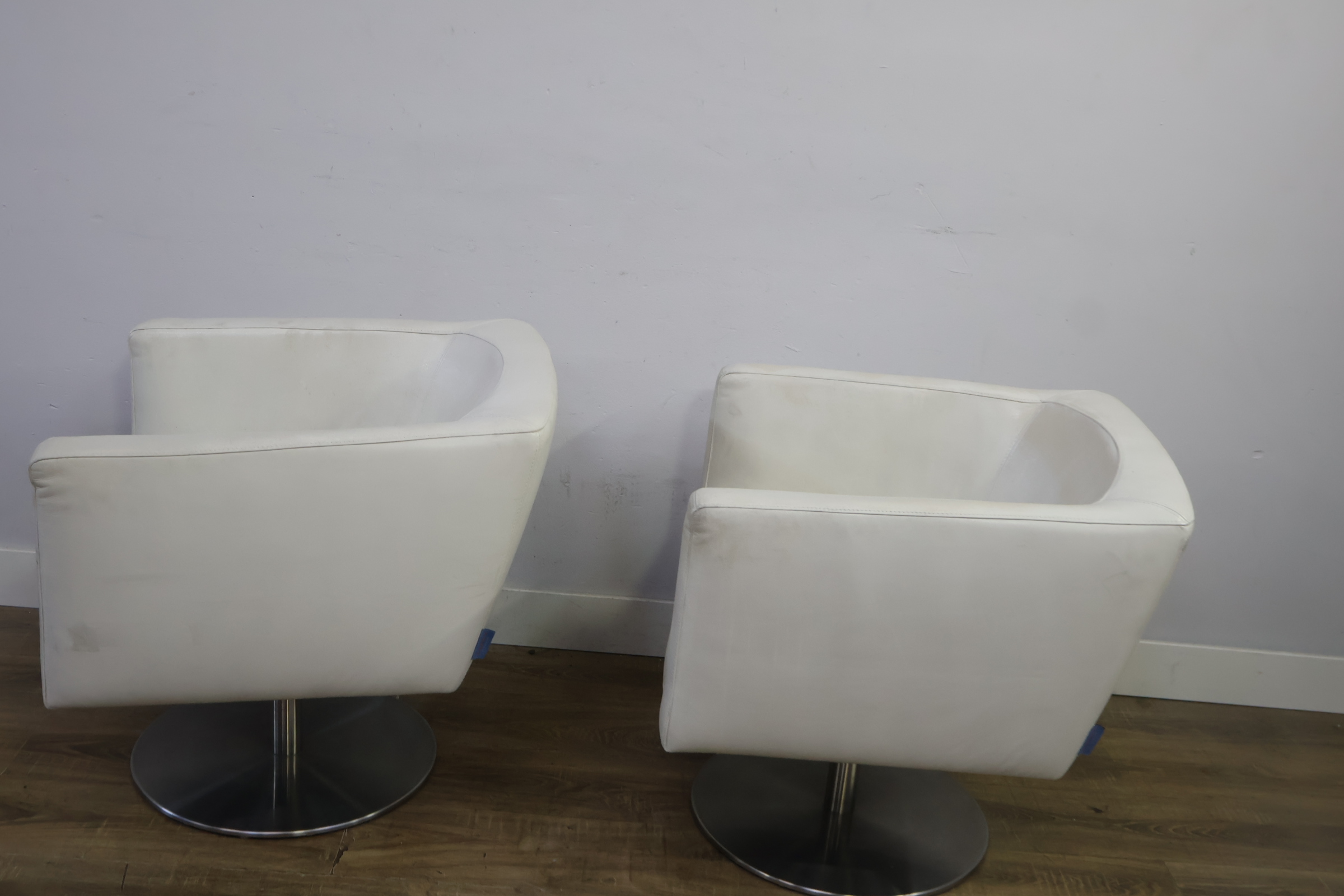 Set van 2 Lederen draaifauteuils - Crack by Machalke – foto 10 – kavel bij GSD Auctions, Zoeterwoude