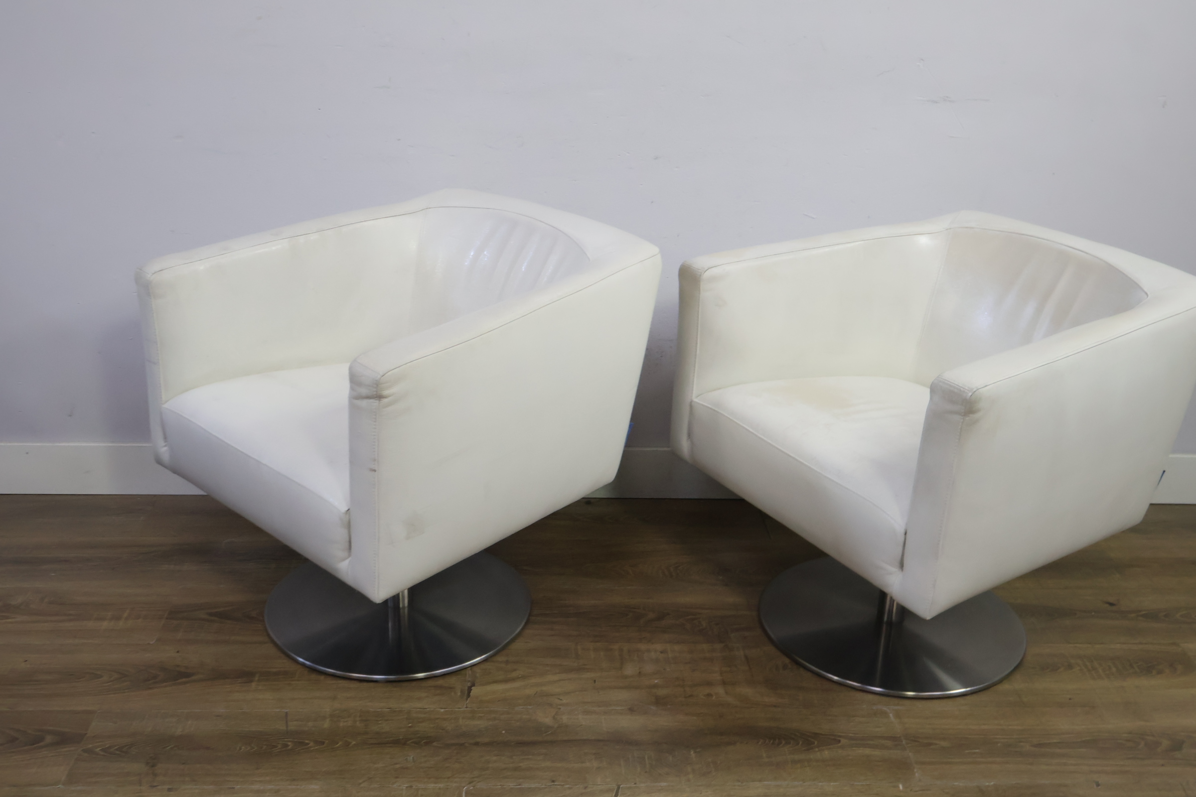 Set van 2 Lederen draaifauteuils - Crack by Machalke – foto 12 – kavel bij GSD Auctions, Zoeterwoude