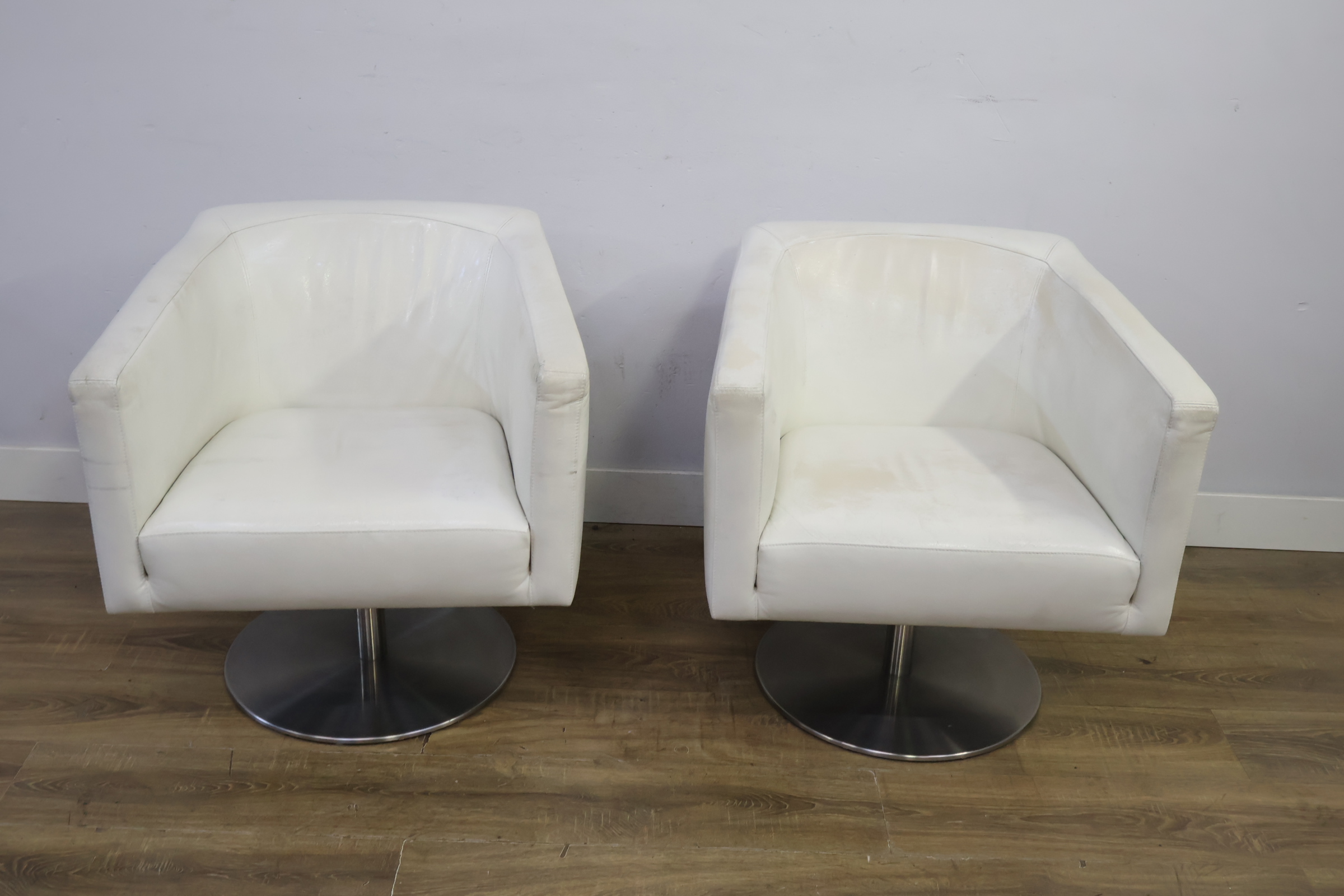 Set van 2 Lederen draaifauteuils - Crack by Machalke – foto 14 – kavel bij GSD Auctions, Zoeterwoude
