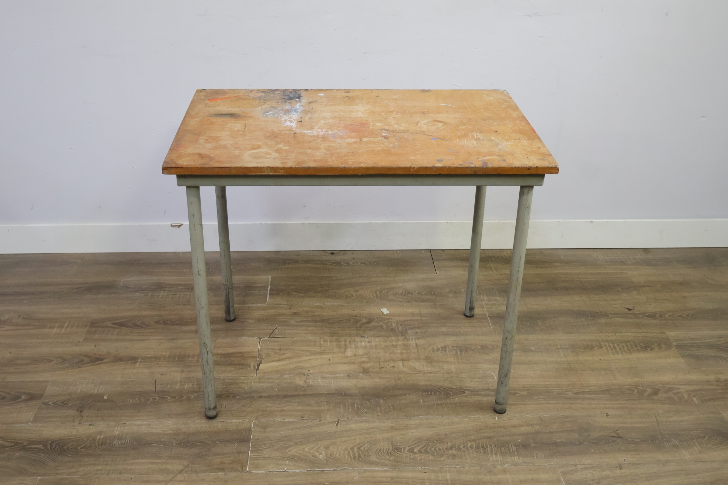 Vintage Metaal-houten Werktafel – foto 6 – kavel bij GSD Auctions, Zoeterwoude