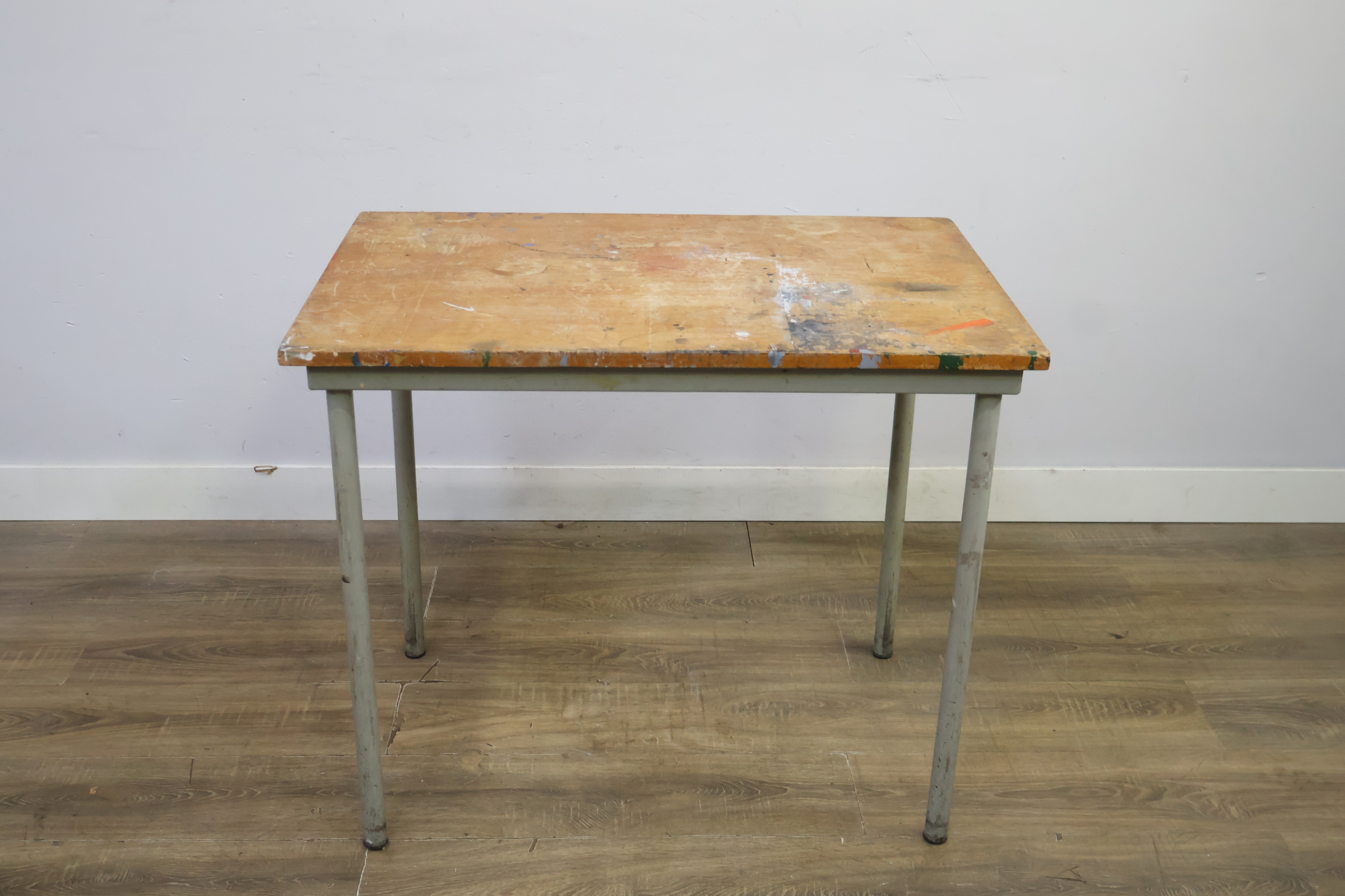 Vintage Metaal-houten Werktafel – foto 12 – kavel bij GSD Auctions, Zoeterwoude