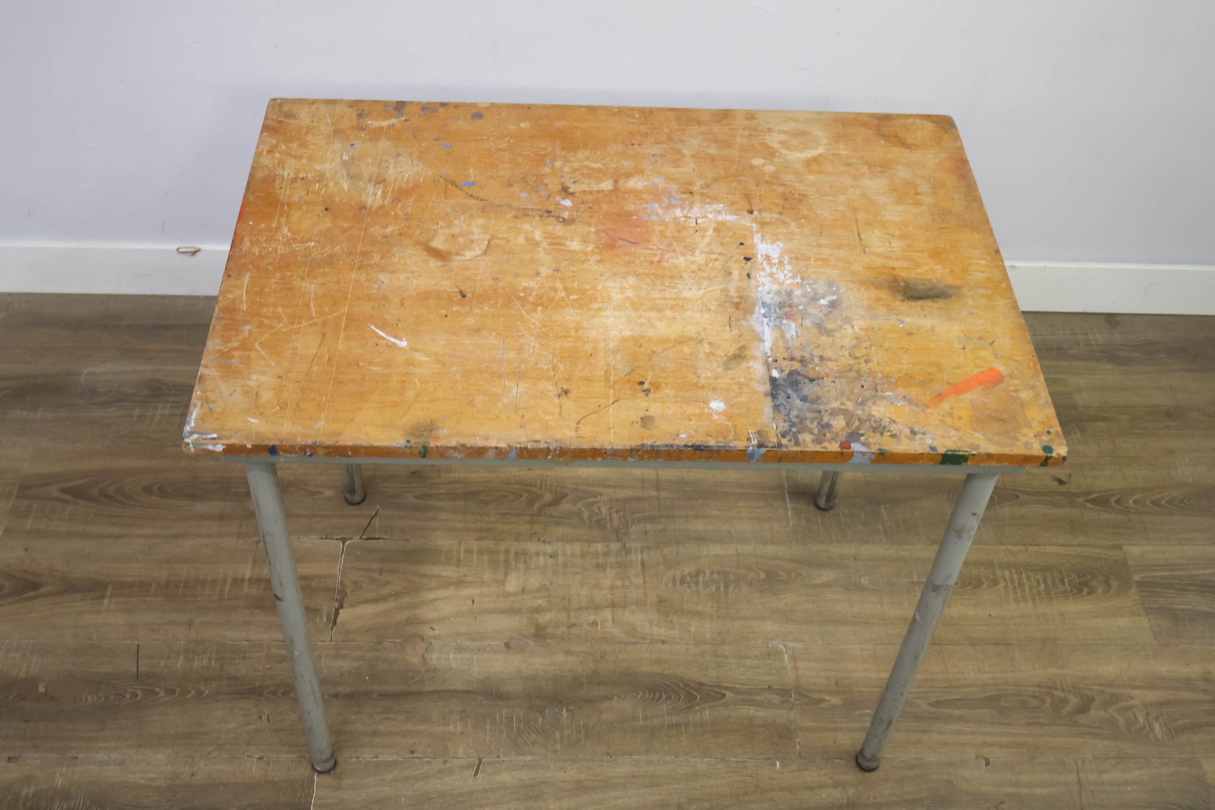 Vintage Metaal-houten Werktafel – foto 13 – kavel bij GSD Auctions, Zoeterwoude