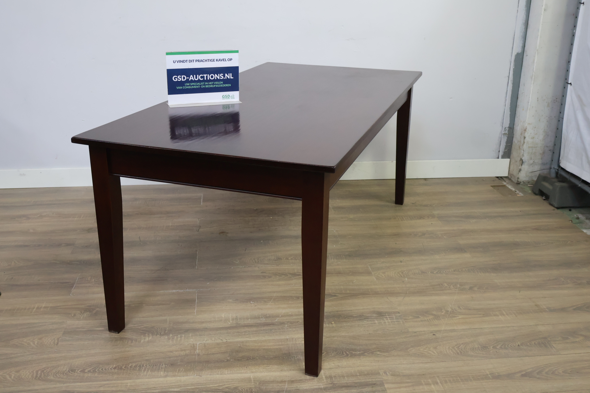 Houten eetkamertafel - 180 cm – foto 3 – kavel bij GSD Auctions, Zoeterwoude
