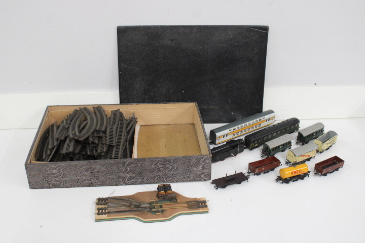 Modeltrein set met rails en containerwagons – foto 3 – kavel bij GSD Auctions, Zoeterwoude