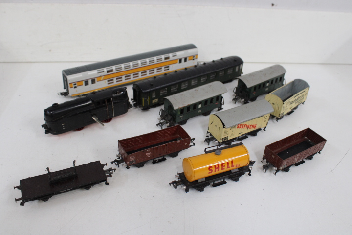Modeltrein set met rails en containerwagons – foto 9 – kavel bij GSD Auctions, Zoeterwoude