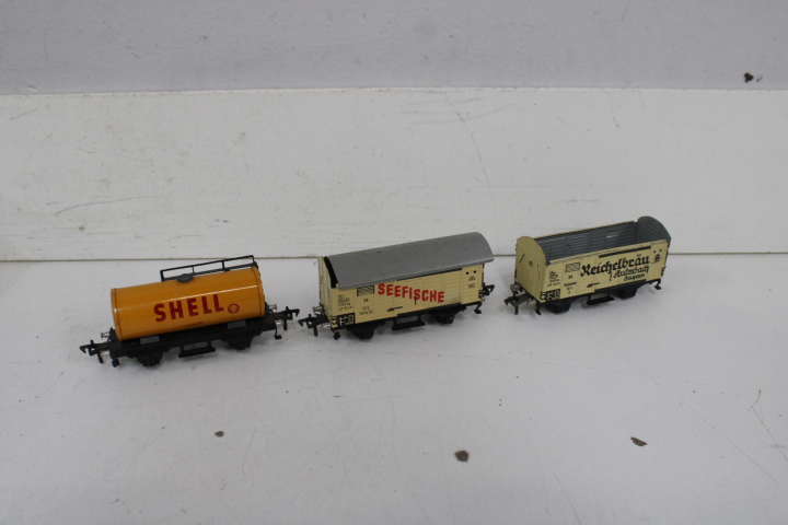 Modeltrein set met rails en containerwagons – foto 12 – kavel bij GSD Auctions, Zoeterwoude