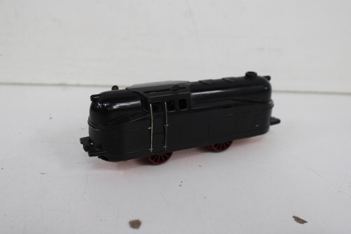 Modeltrein set met rails en containerwagons – foto 19 – kavel bij GSD Auctions, Zoeterwoude