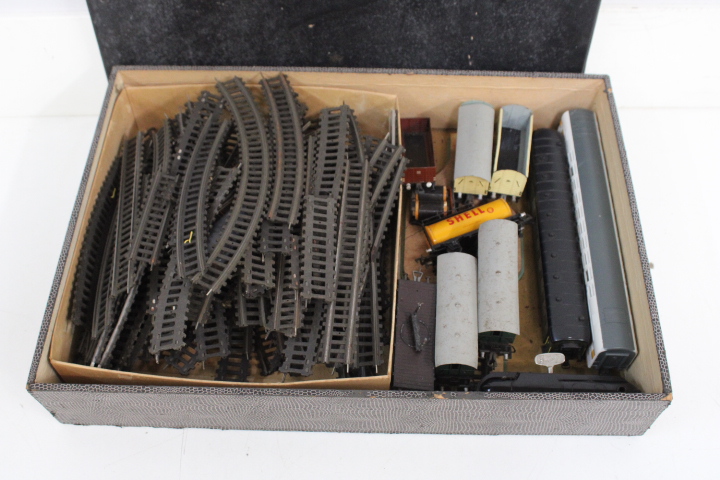 Modeltrein set met rails en containerwagons – foto 21 – kavel bij GSD Auctions, Zoeterwoude