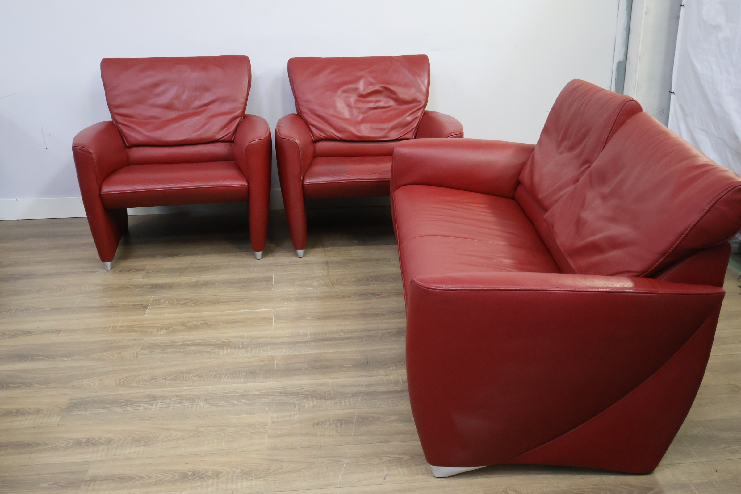 Jori Belgium Lederen zithoek met bank en 2 Fauteuils – foto 5 – kavel bij GSD Auctions, Zoeterwoude