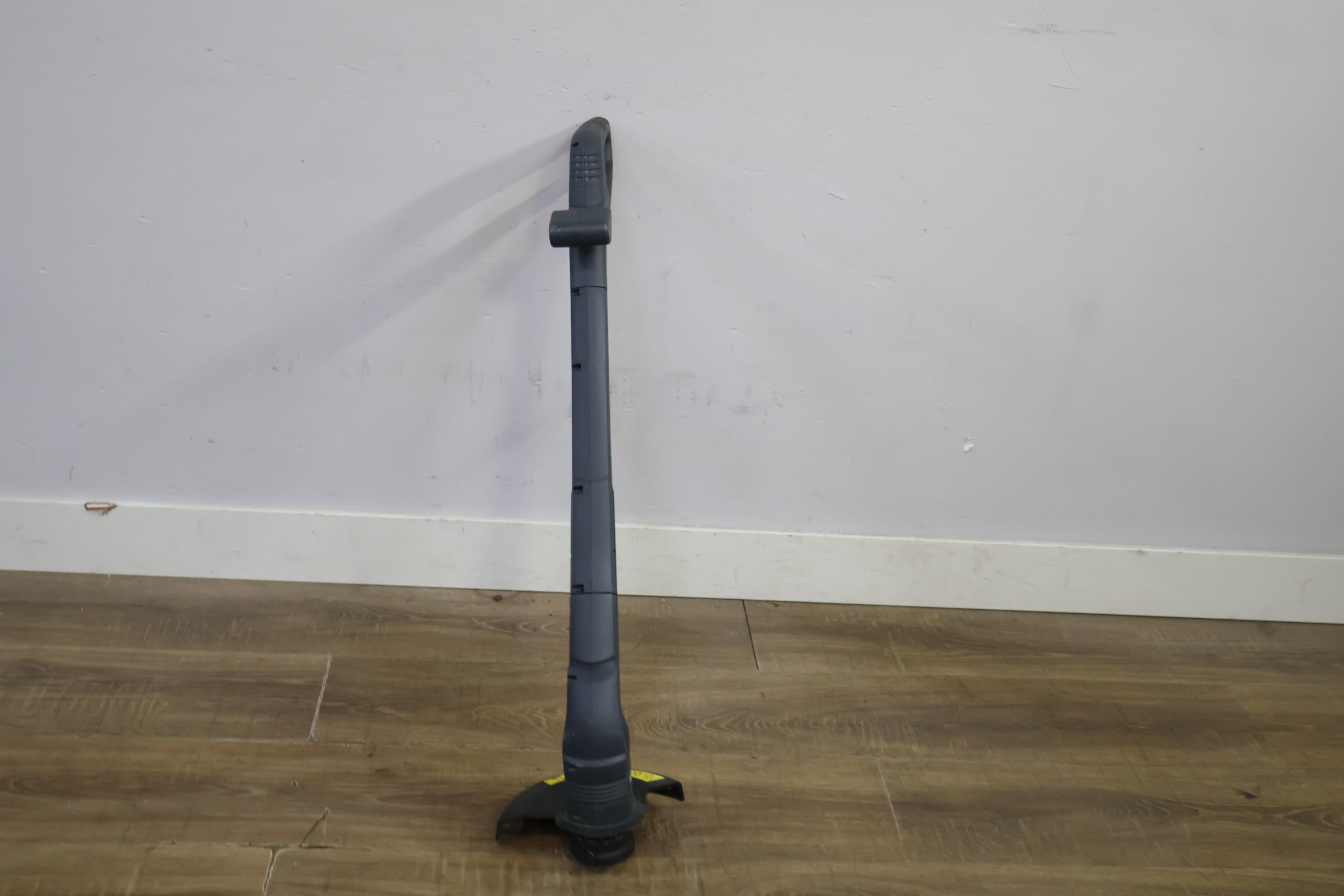 Ferm grastrimmer – foto 4 – kavel bij GSD Auctions, Zoeterwoude