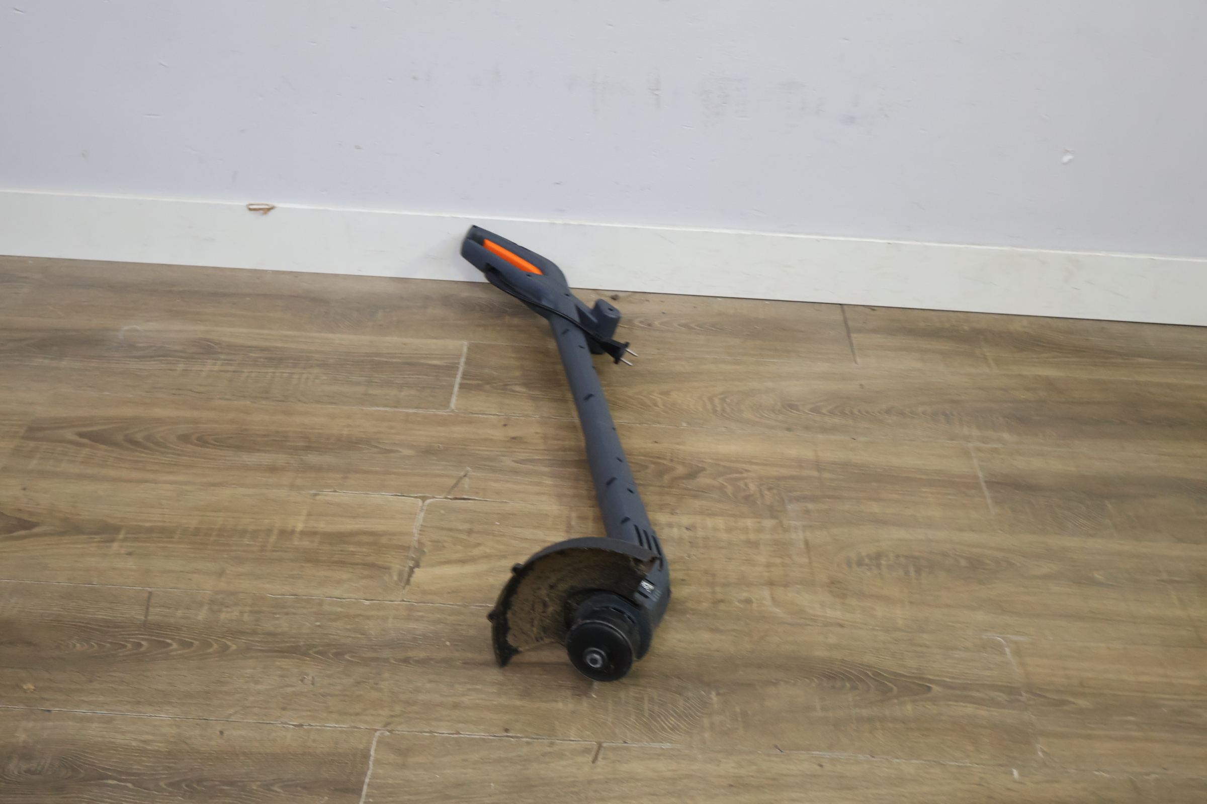 Ferm grastrimmer – foto 9 – kavel bij GSD Auctions, Zoeterwoude