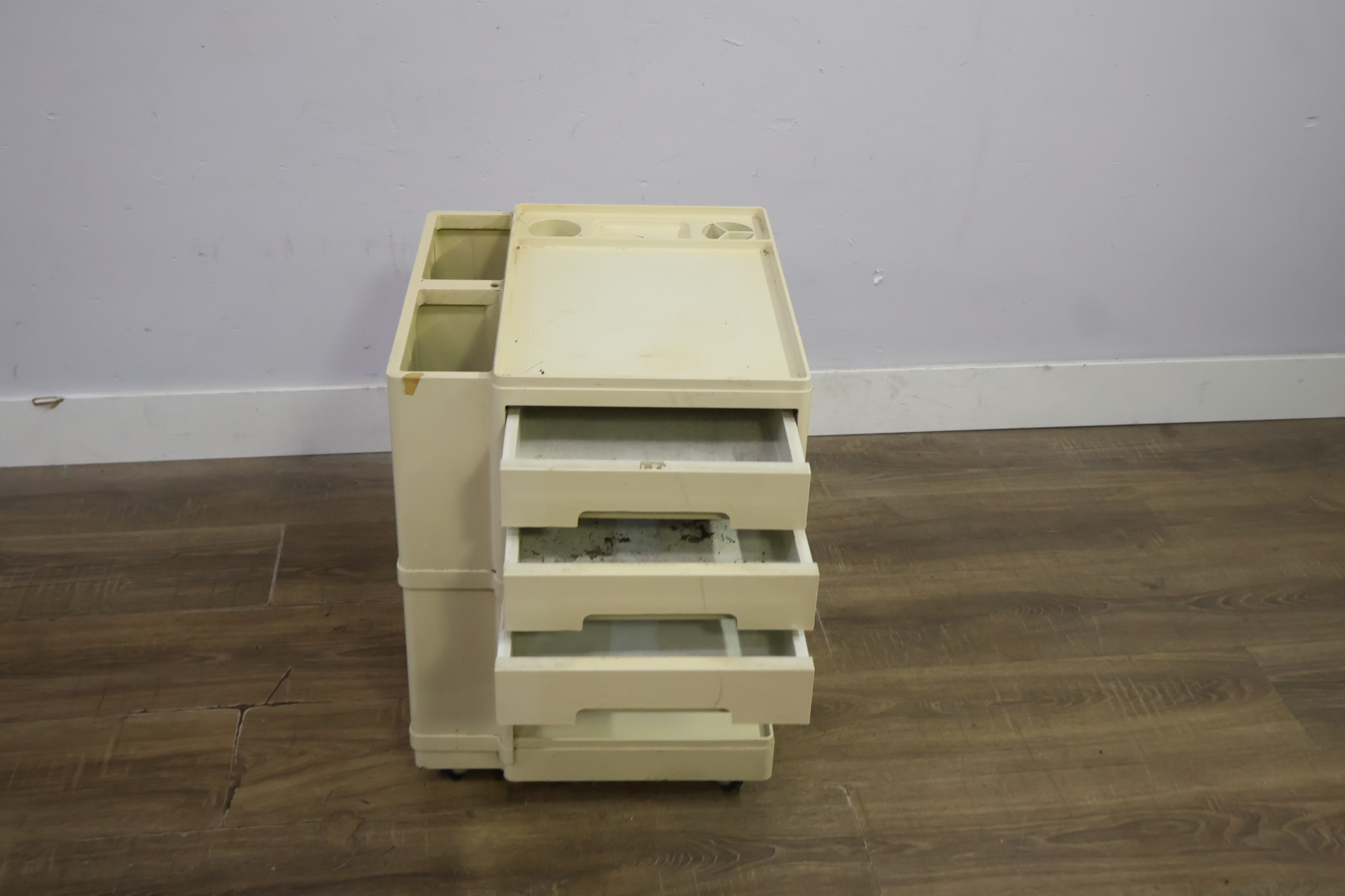 Boby Trolley - Joe Colombo, Bieffeplast Padova Italy – foto 2 – kavel bij GSD Auctions, Zoeterwoude