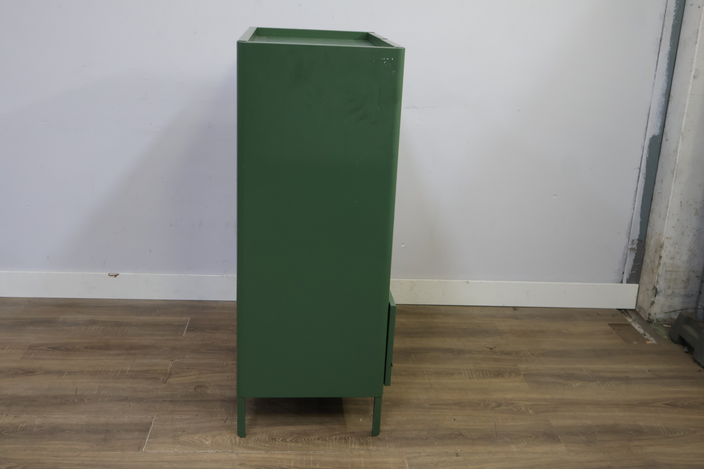 IKEA IDASEN Kast - Metaal – foto 4 – kavel bij GSD Auctions, Zoeterwoude