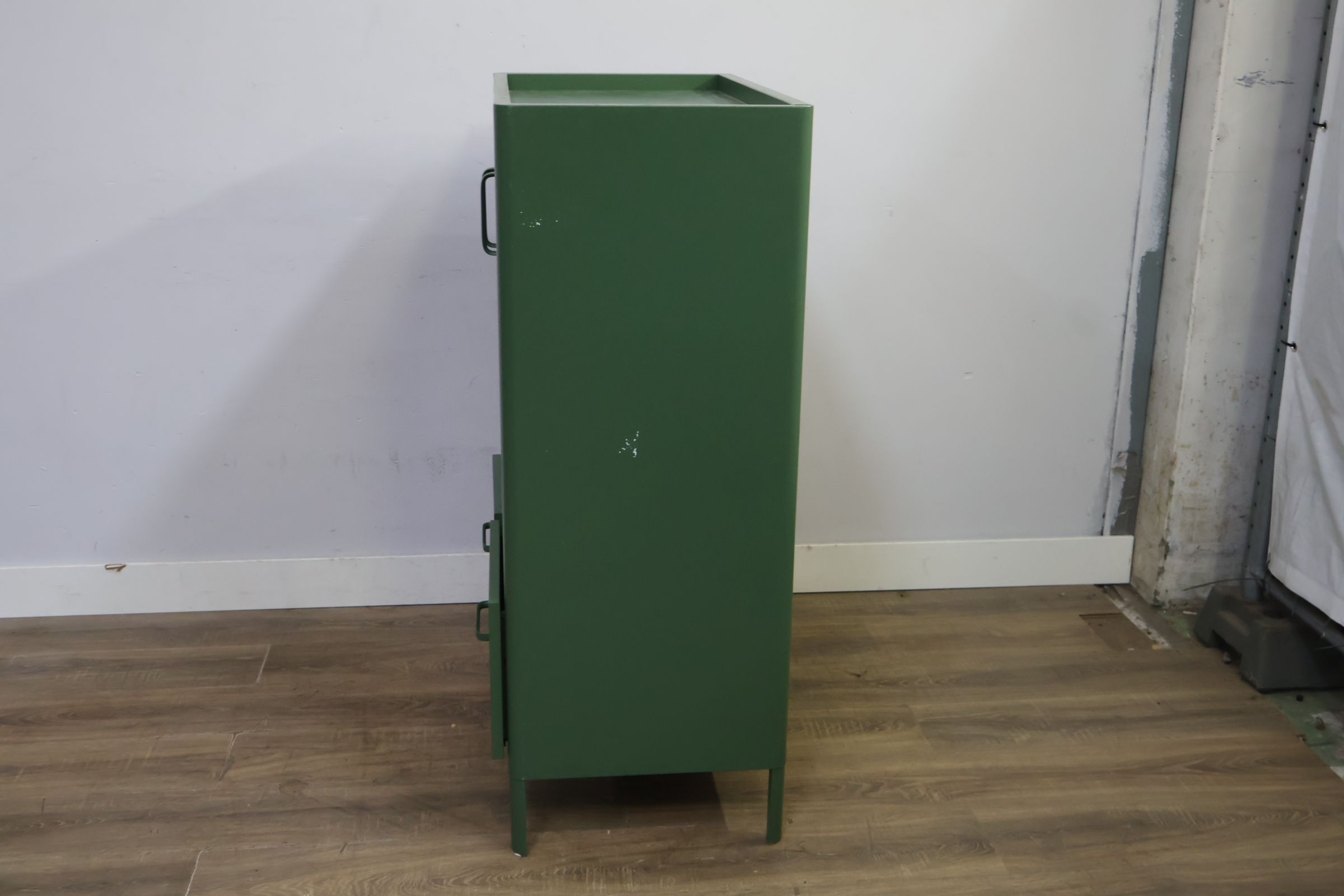 IKEA IDASEN Kast - Metaal – foto 10 – kavel bij GSD Auctions, Zoeterwoude