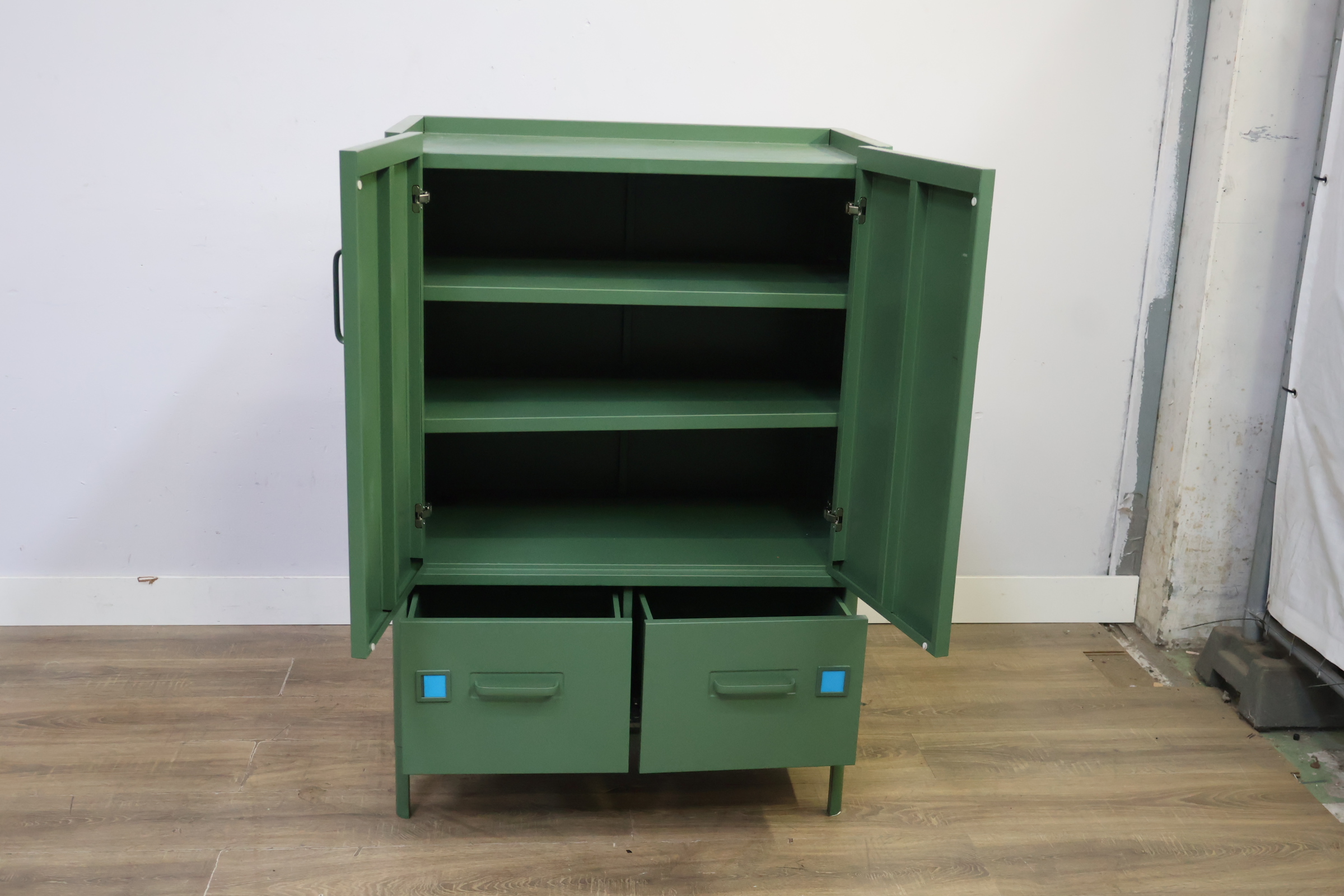 IKEA IDASEN Kast - Metaal – foto 13 – kavel bij GSD Auctions, Zoeterwoude