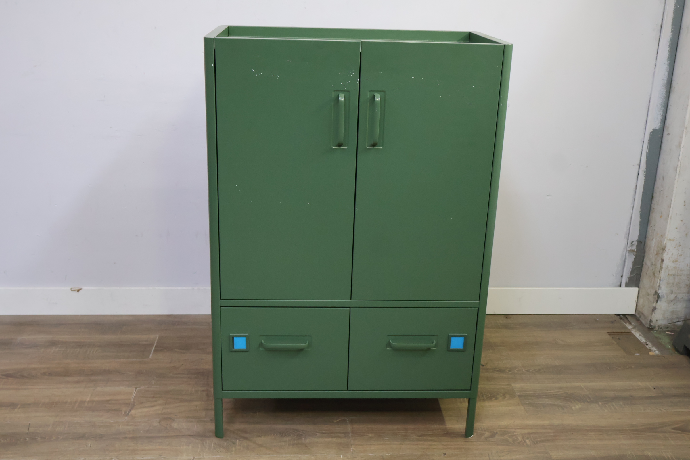IKEA IDASEN Kast - Metaal – foto 16 – kavel bij GSD Auctions, Zoeterwoude