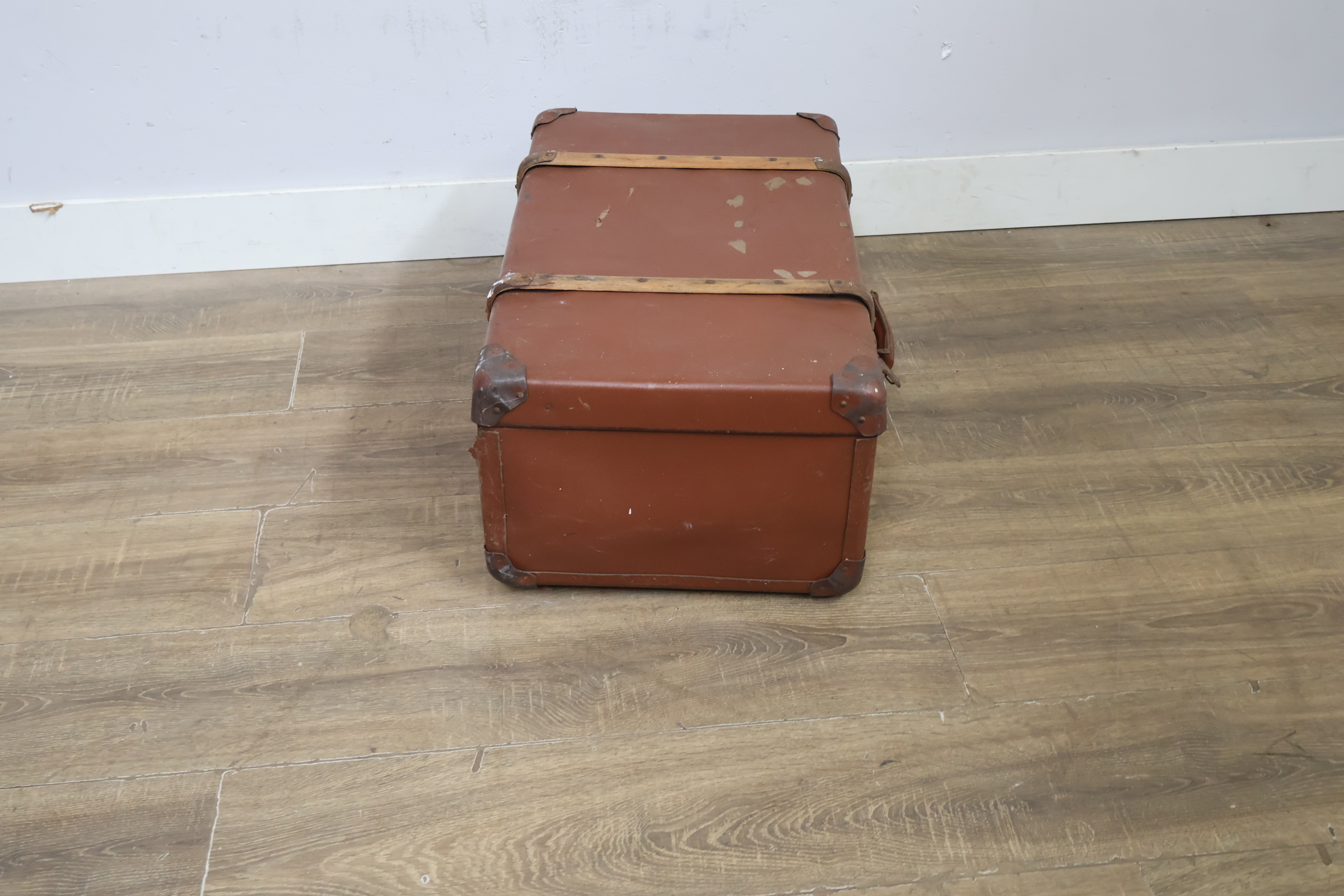 Vintage bruine reiskoffer – foto 3 – kavel bij GSD Auctions, Zoeterwoude
