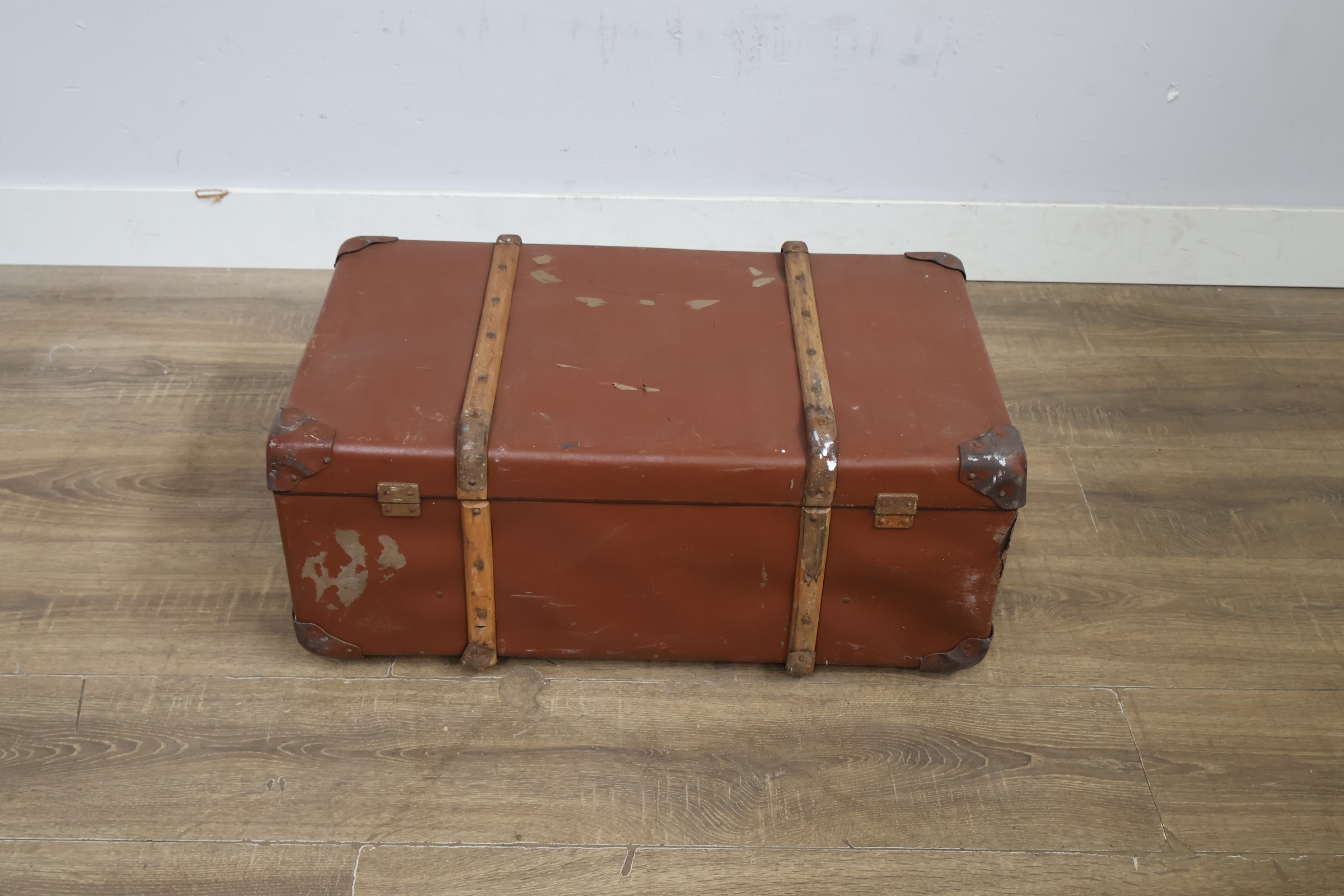 Vintage bruine reiskoffer – foto 5 – kavel bij GSD Auctions, Zoeterwoude