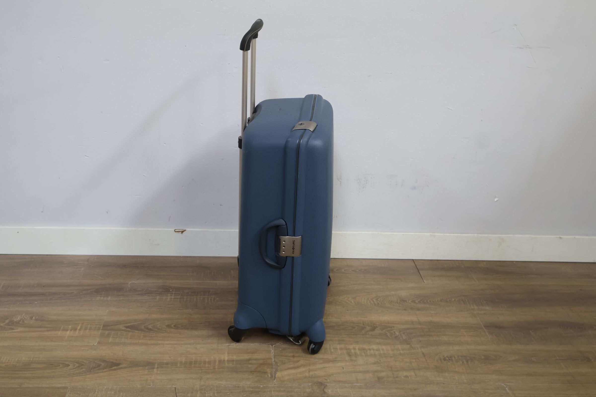 Samsonite Hardcase Koffer – foto 3 – kavel bij GSD Auctions, Zoeterwoude