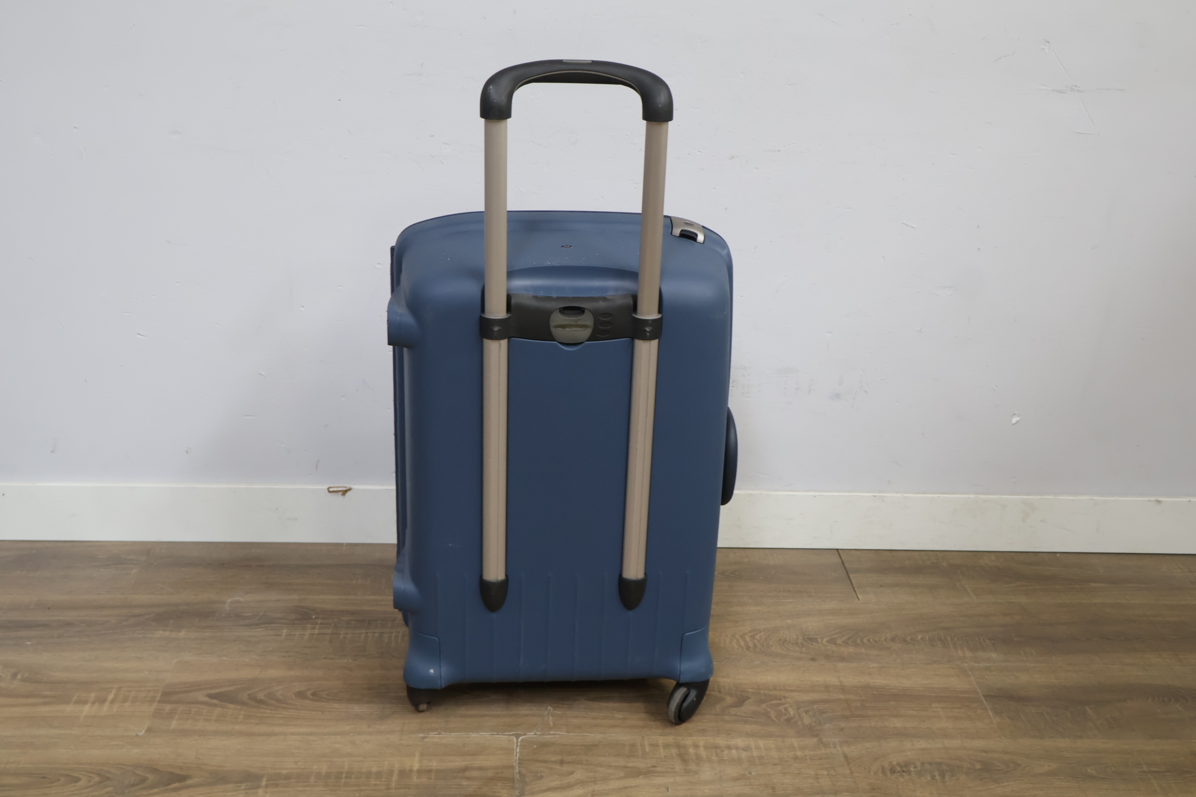 Samsonite Hardcase Koffer – foto 5 – kavel bij GSD Auctions, Zoeterwoude