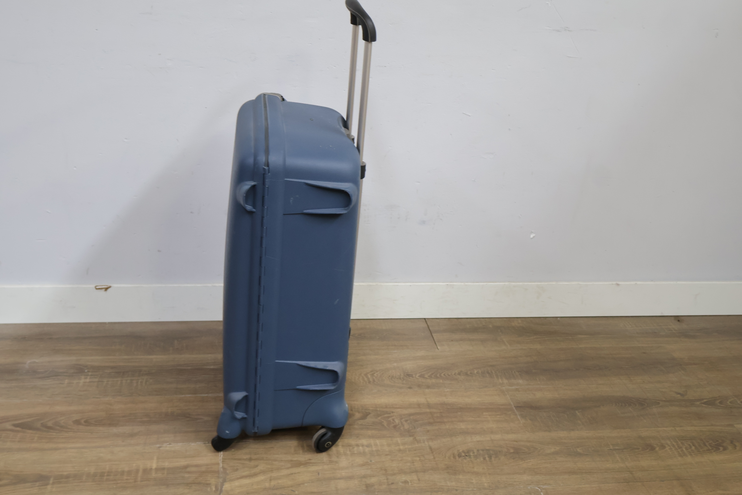 Samsonite Hardcase Koffer – foto 7 – kavel bij GSD Auctions, Zoeterwoude