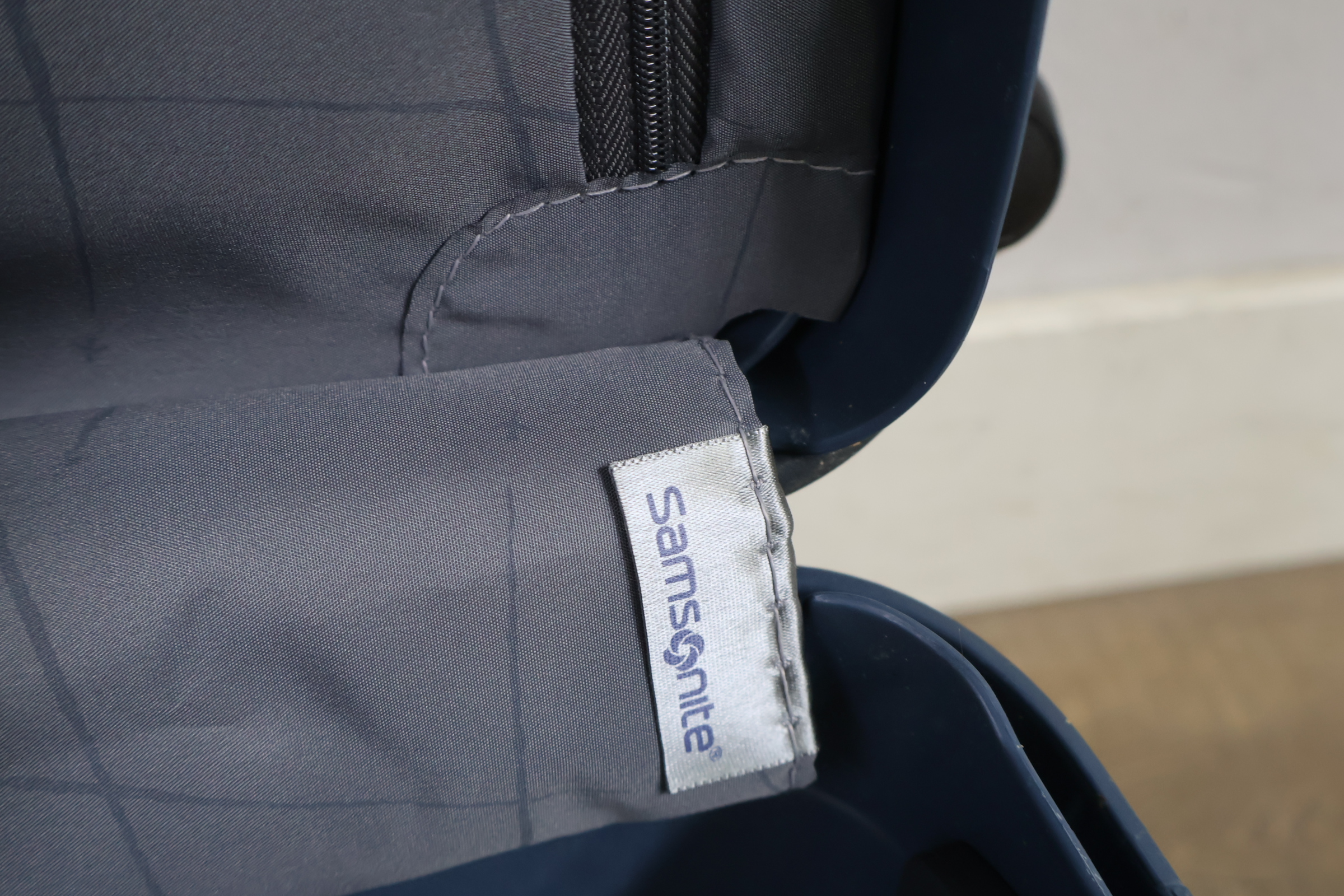 Samsonite Hardcase Koffer – foto 13 – kavel bij GSD Auctions, Zoeterwoude