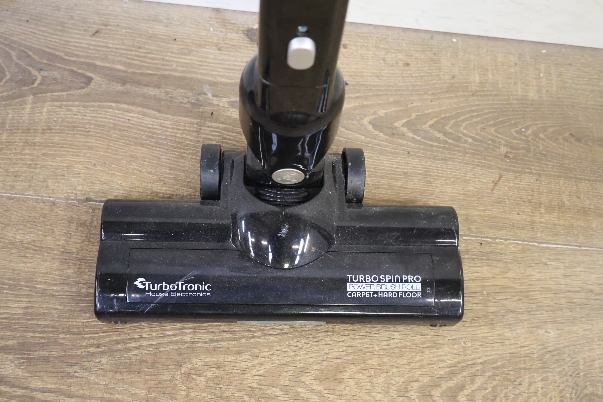 Turnotronic Draadloze steelstofzuiger – foto 6 – kavel bij GSD Auctions, Zoeterwoude