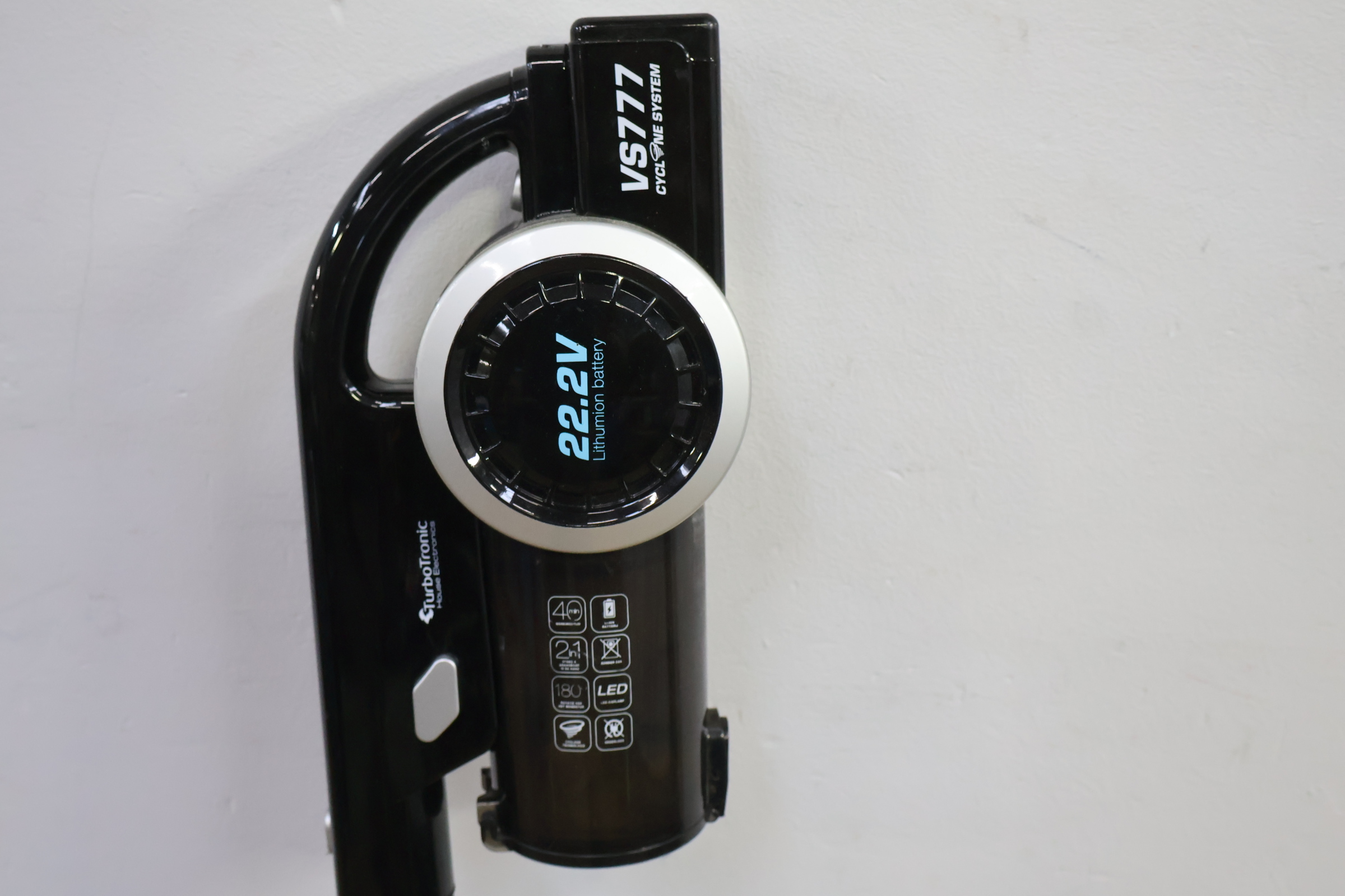 Turnotronic Draadloze steelstofzuiger – foto 9 – kavel bij GSD Auctions, Zoeterwoude