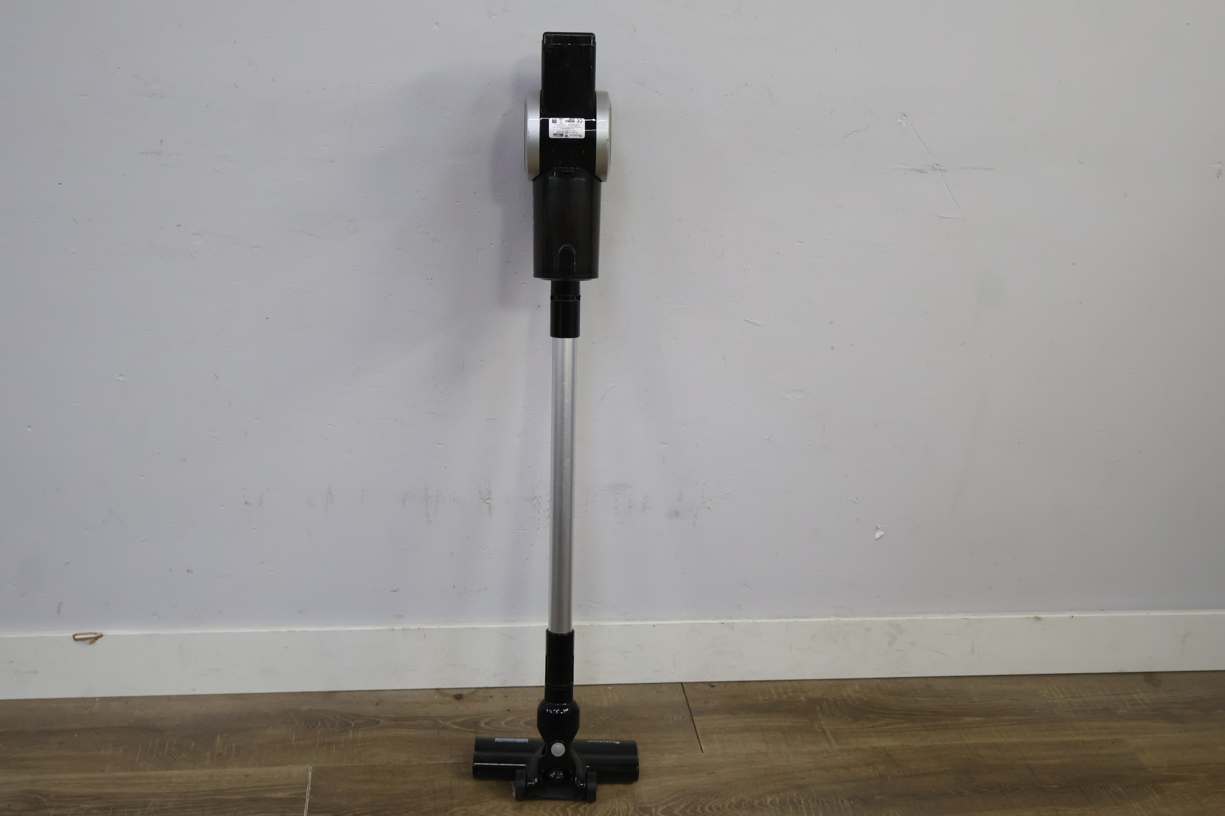 Turnotronic Draadloze steelstofzuiger – foto 11 – kavel bij GSD Auctions, Zoeterwoude