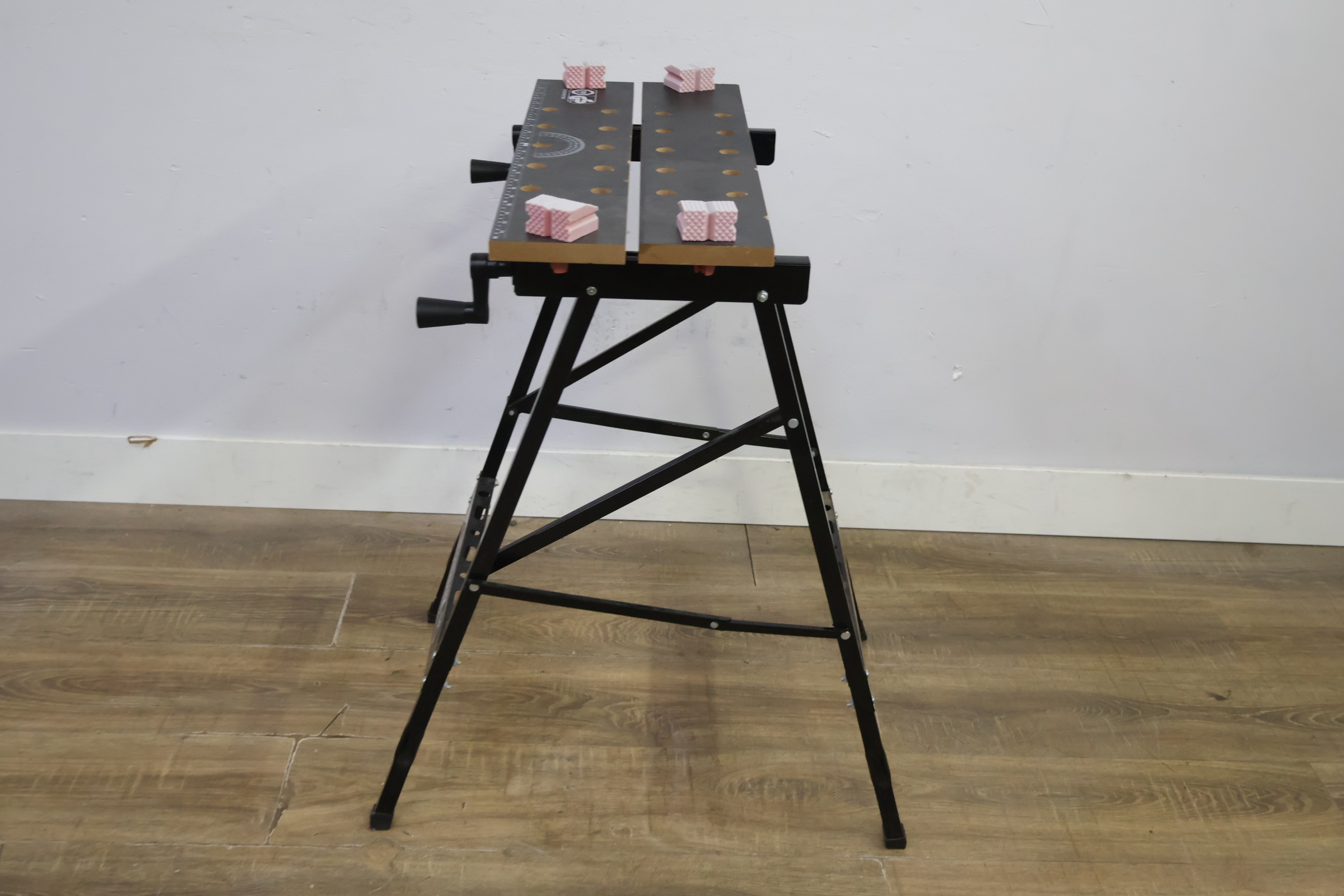 Uitklapbare werkbank – foto 8 – kavel bij GSD Auctions, Zoeterwoude