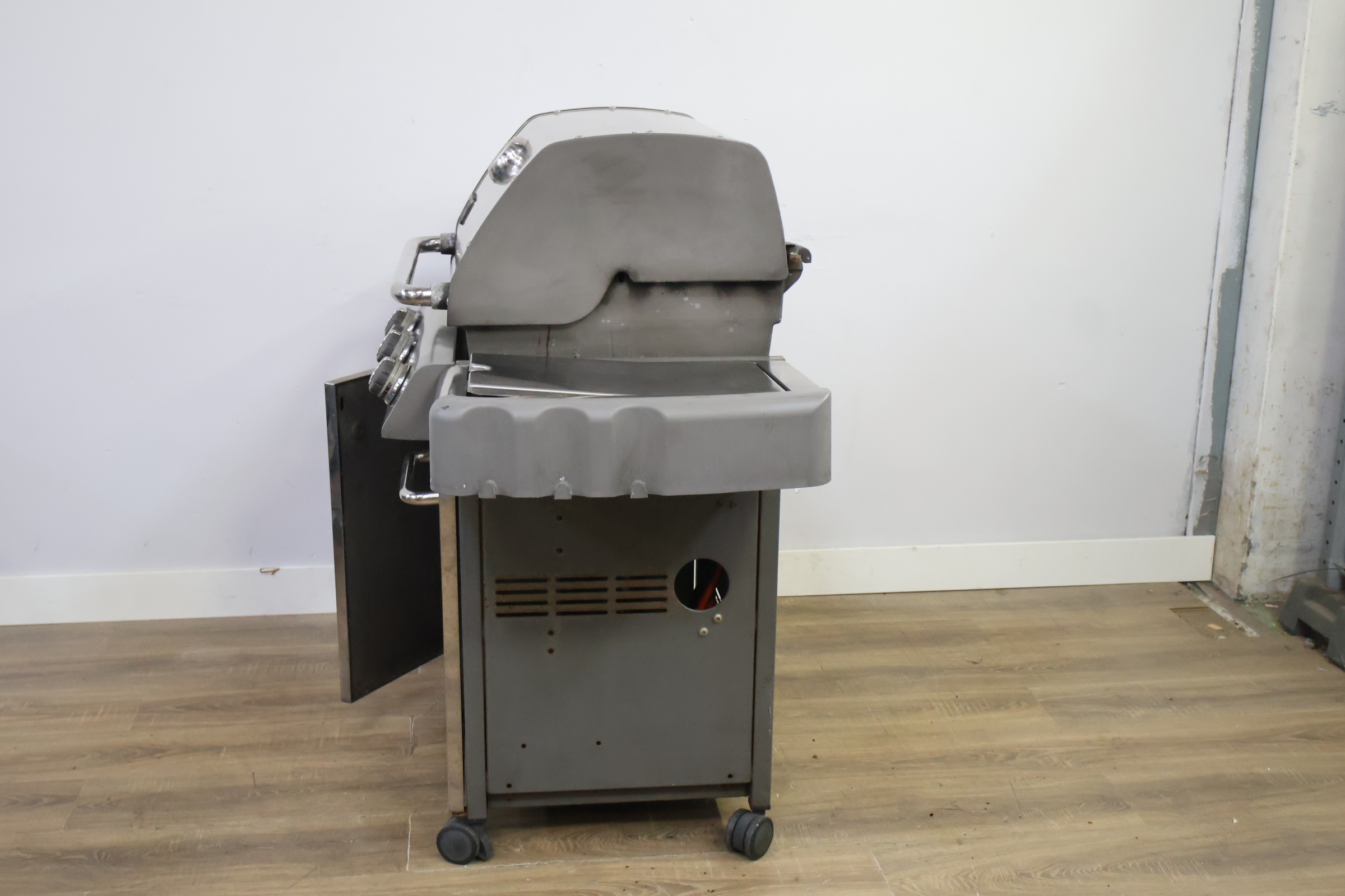 Weber gasbarbecue – foto 7 – kavel bij GSD Auctions, Zoeterwoude