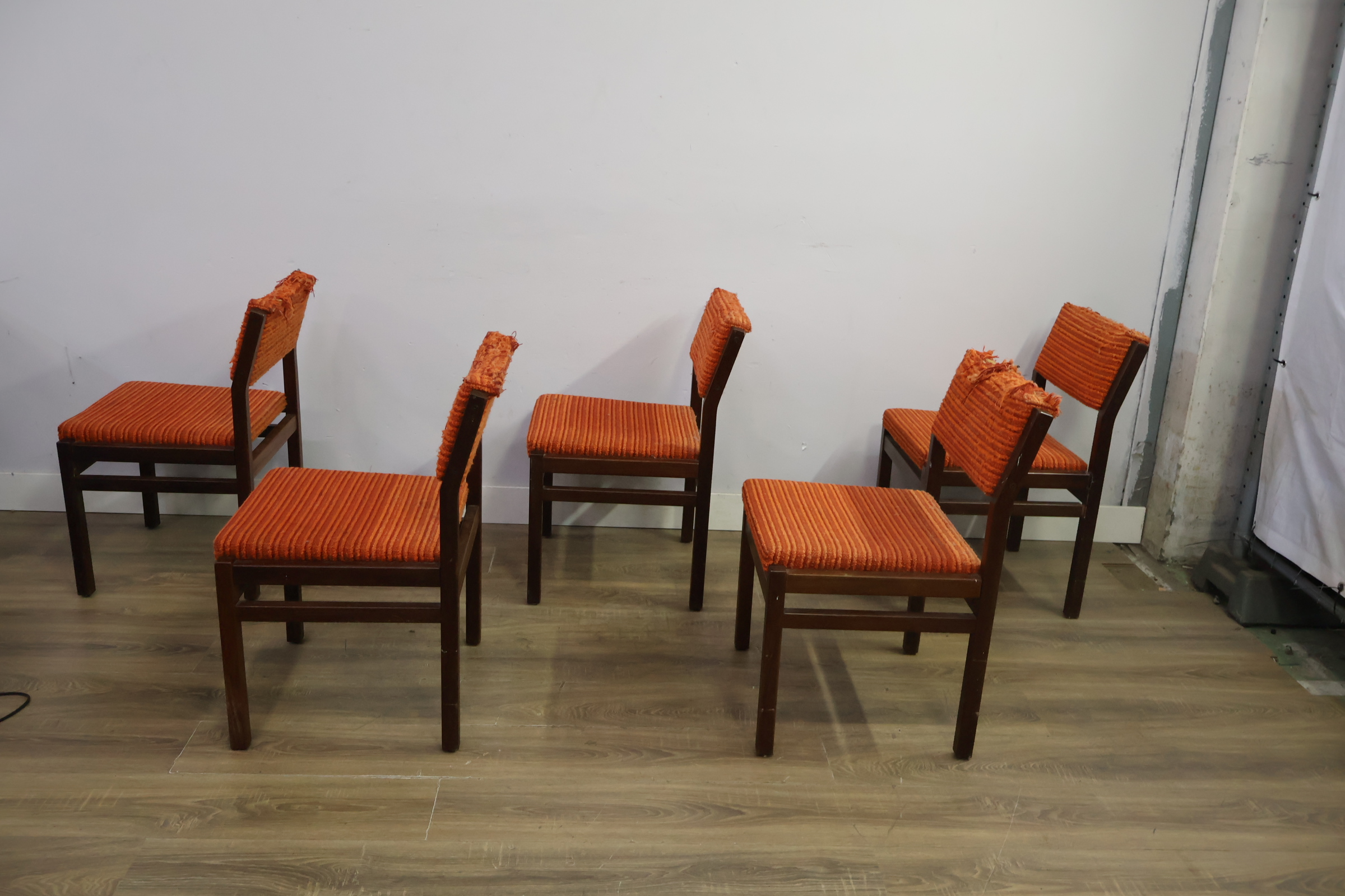 Set van 5 Pastoe SA07 eetkamerstoelen – foto 7 – kavel bij GSD Auctions, Zoeterwoude