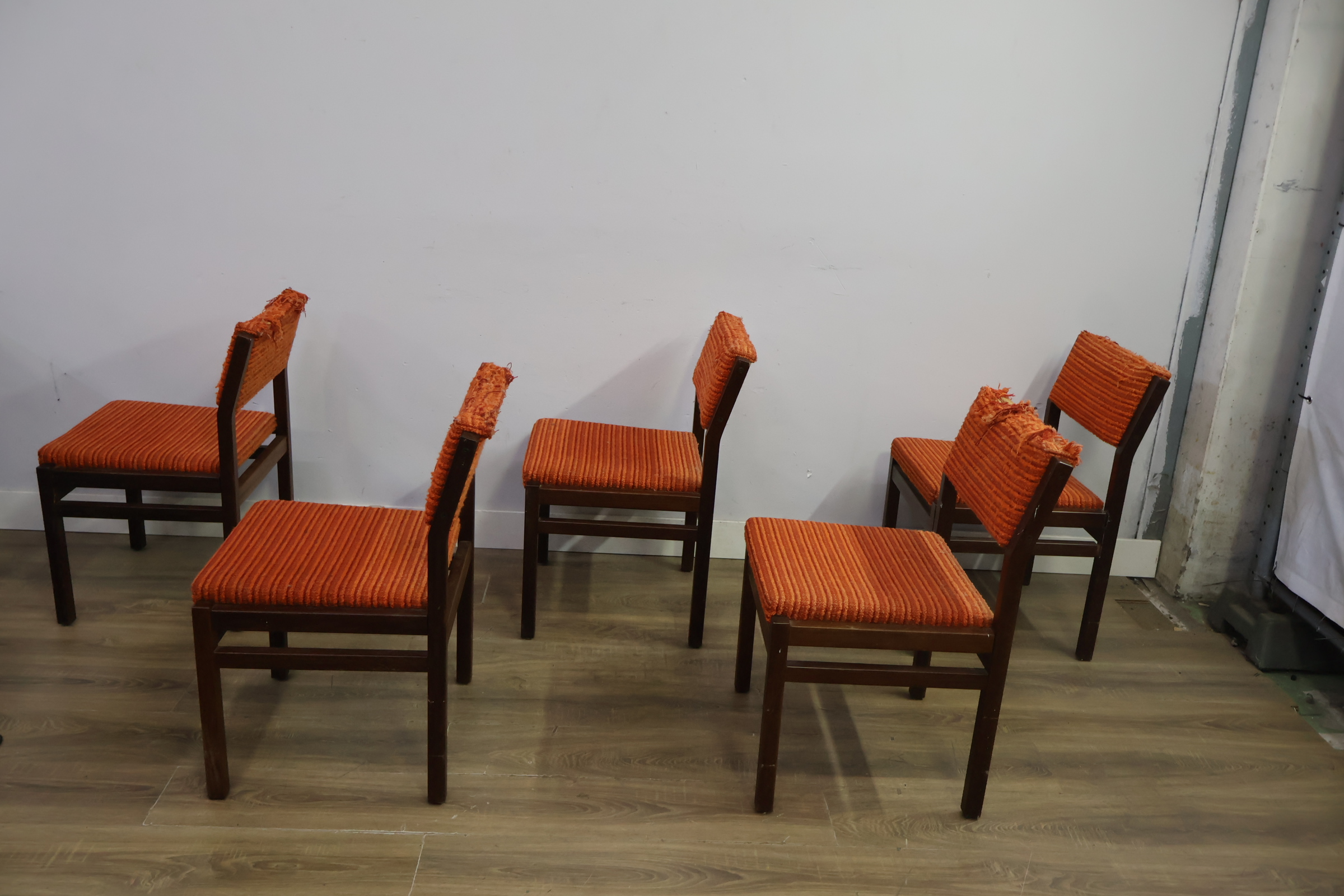 Set van 5 Pastoe SA07 eetkamerstoelen – foto 8 – kavel bij GSD Auctions, Zoeterwoude