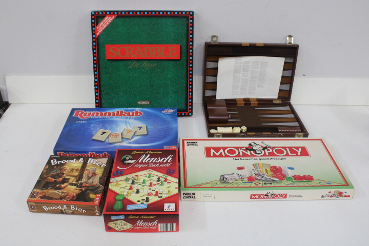Bordspellen met Scrabble, Monopoly, Rummikub – foto 3 – kavel bij GSD Auctions, Zoeterwoude