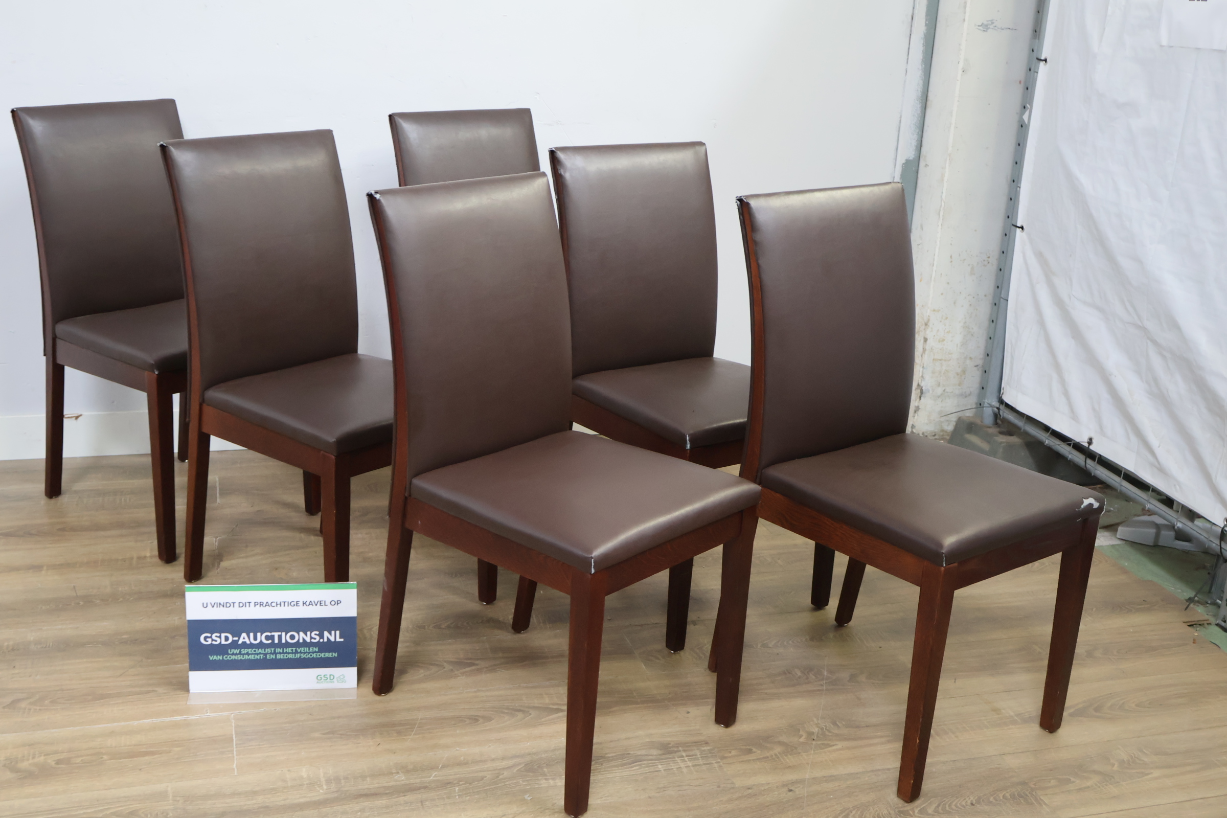 Set van 6 Sitino eetkamerstoelen – foto 2 – kavel bij GSD Auctions, Zoeterwoude