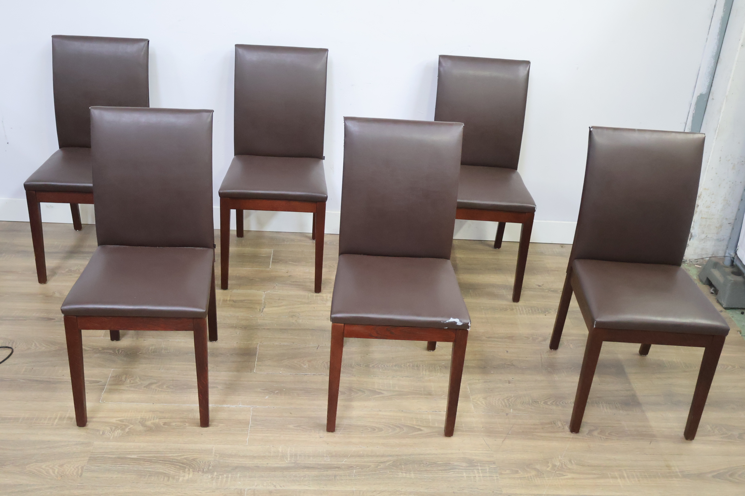 Set van 6 Sitino eetkamerstoelen – foto 16 – kavel bij GSD Auctions, Zoeterwoude