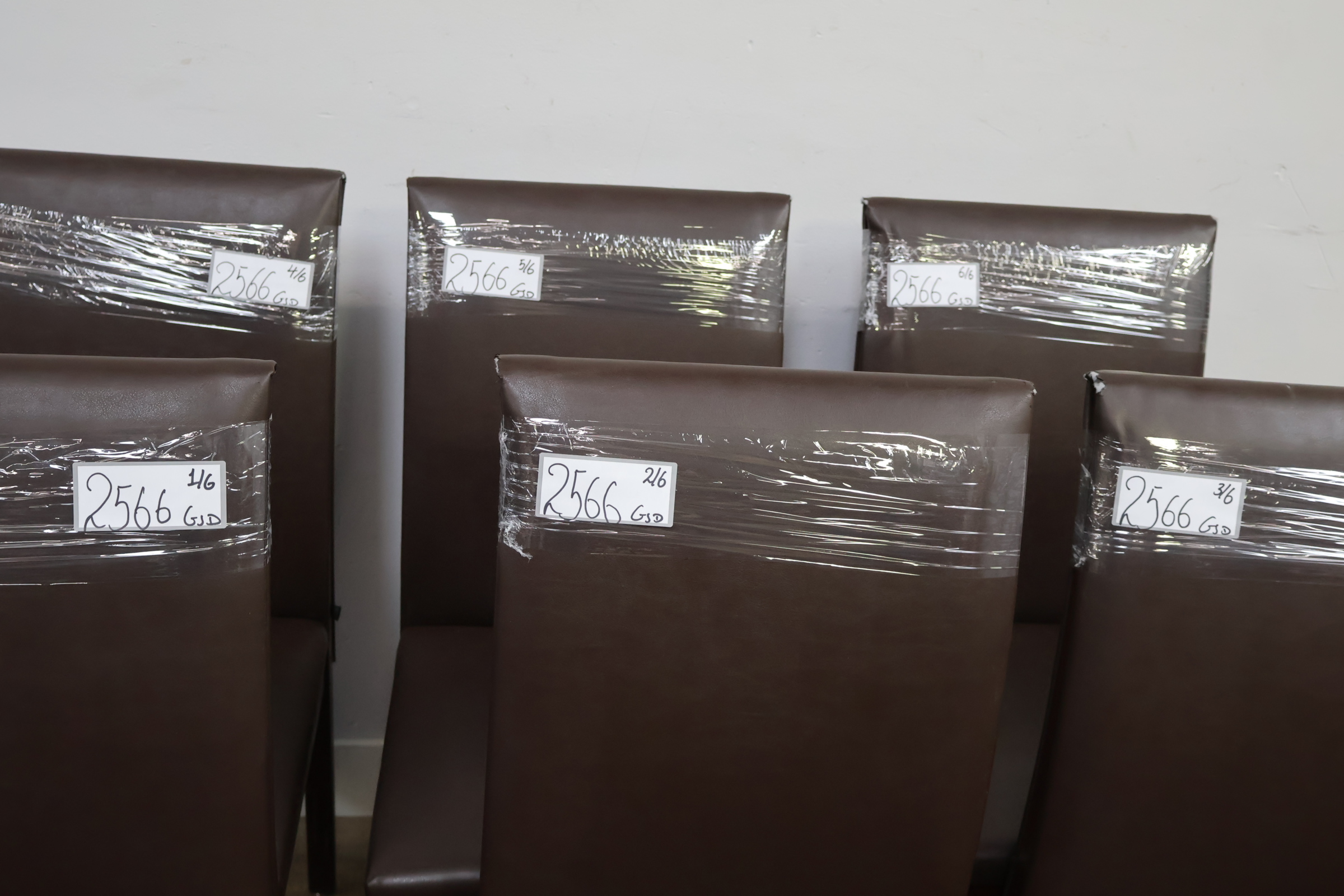 Set van 6 Sitino eetkamerstoelen – foto 23 – kavel bij GSD Auctions, Zoeterwoude