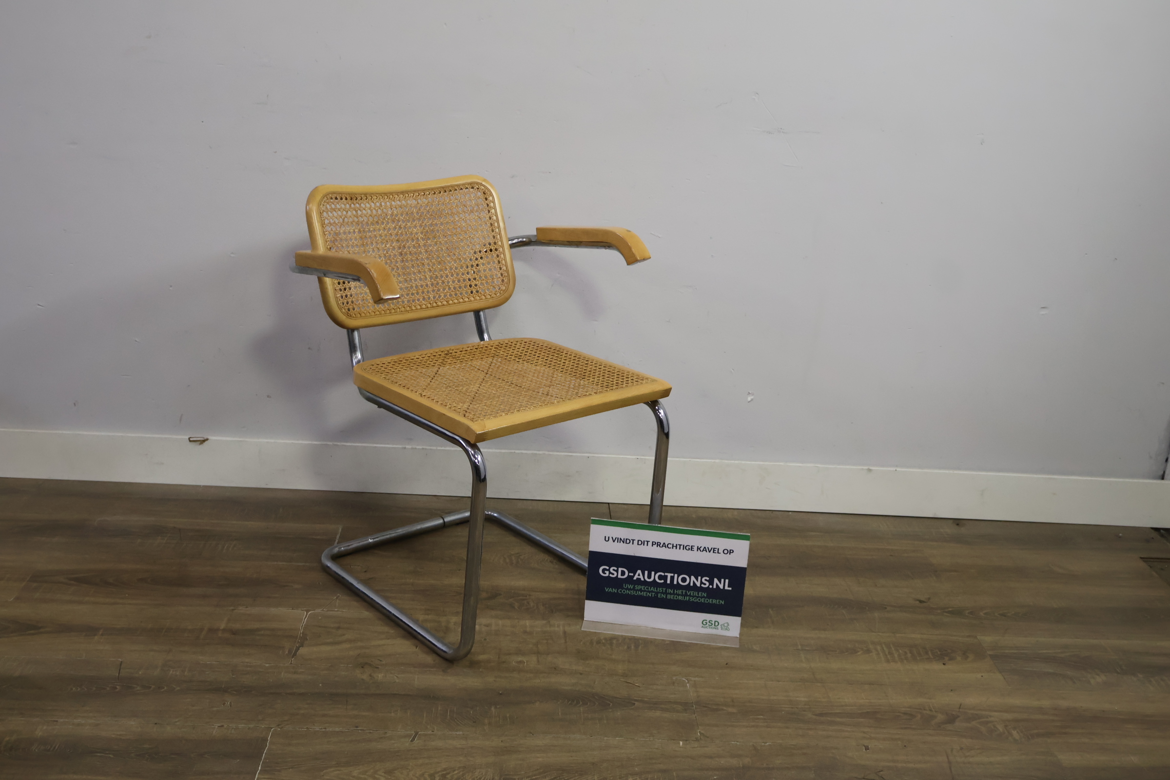 Marcel Breuer Eetkamerstoel – foto 2 – kavel bij GSD Auctions, Zoeterwoude