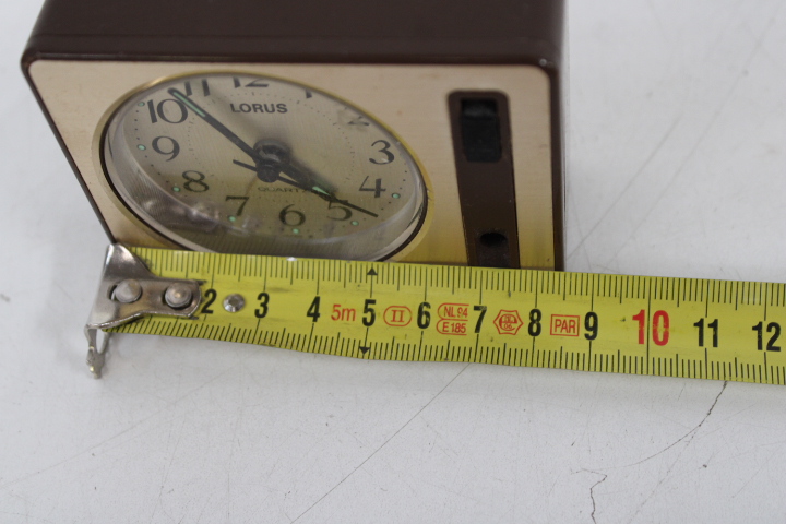 Set van zeven kleine reisklokken en tafelklokken – foto 20 – kavel bij GSD Auctions, Zoeterwoude