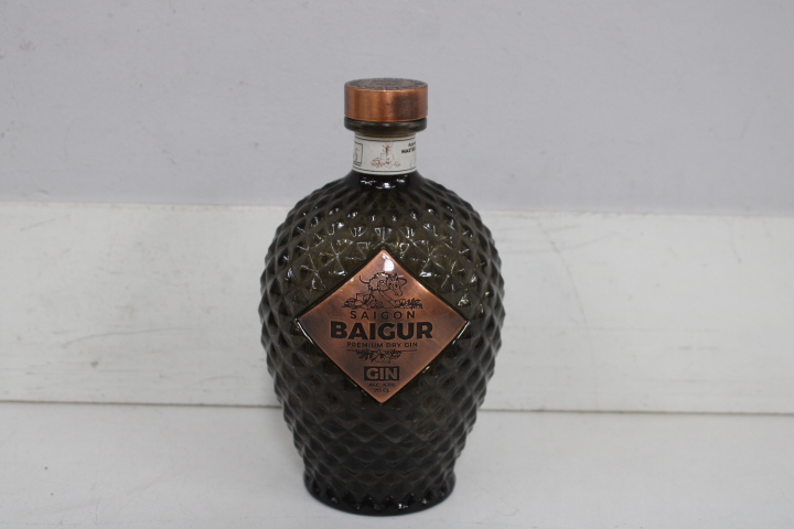 Set van 3 vintage gedecoreerde glazen flessen (Leeg) – foto 9 – kavel bij GSD Auctions, Zoeterwoude