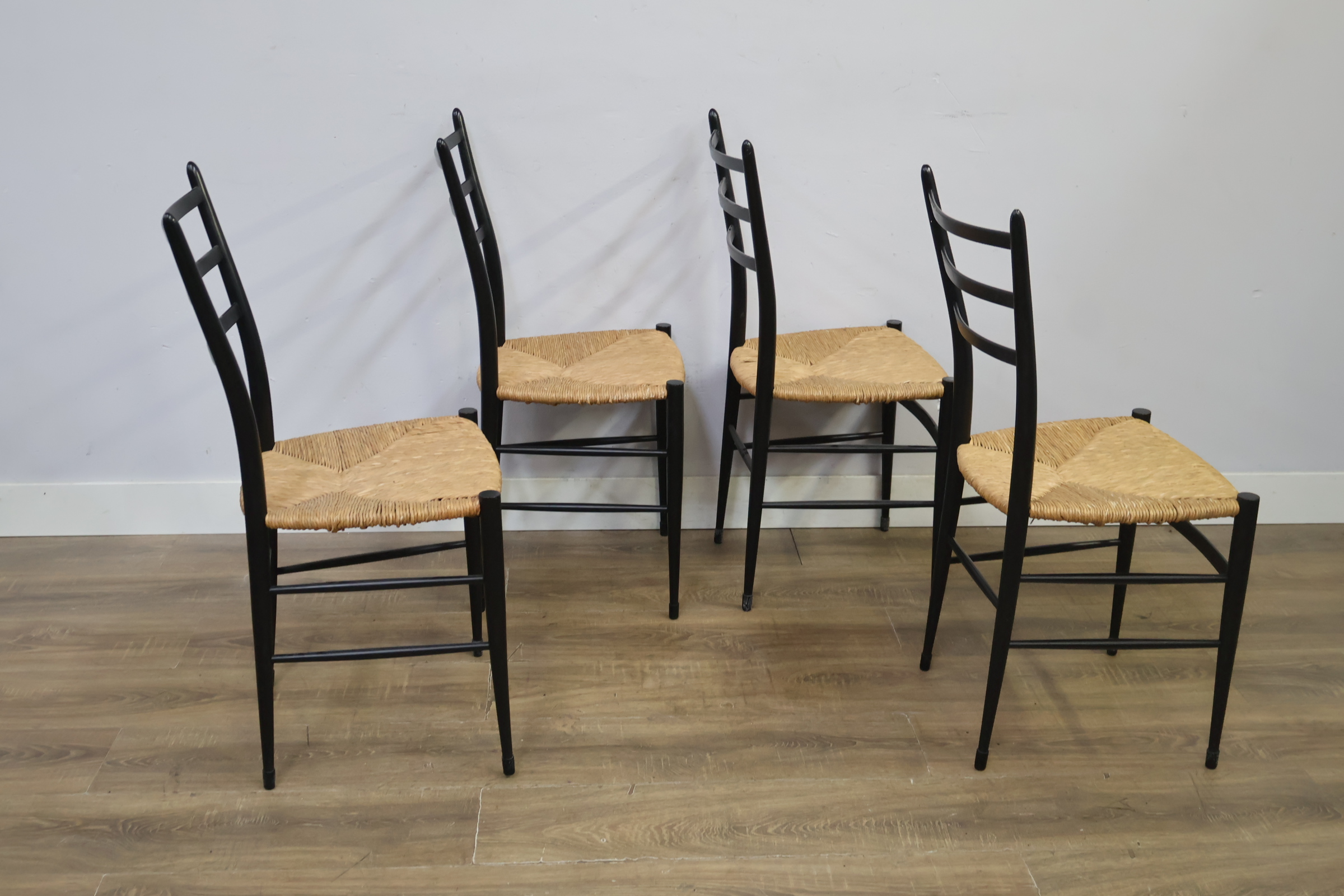 Set of 4 Chiavari Spinetto dining chairs - Vintage Jaren '50 – foto 3 – kavel bij GSD Auctions, Zoeterwoude