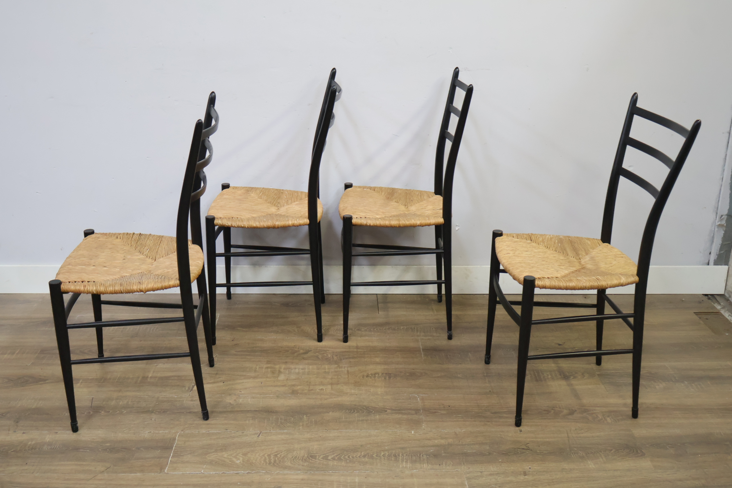 Set of 4 Chiavari Spinetto dining chairs - Vintage Jaren '50 – foto 7 – kavel bij GSD Auctions, Zoeterwoude