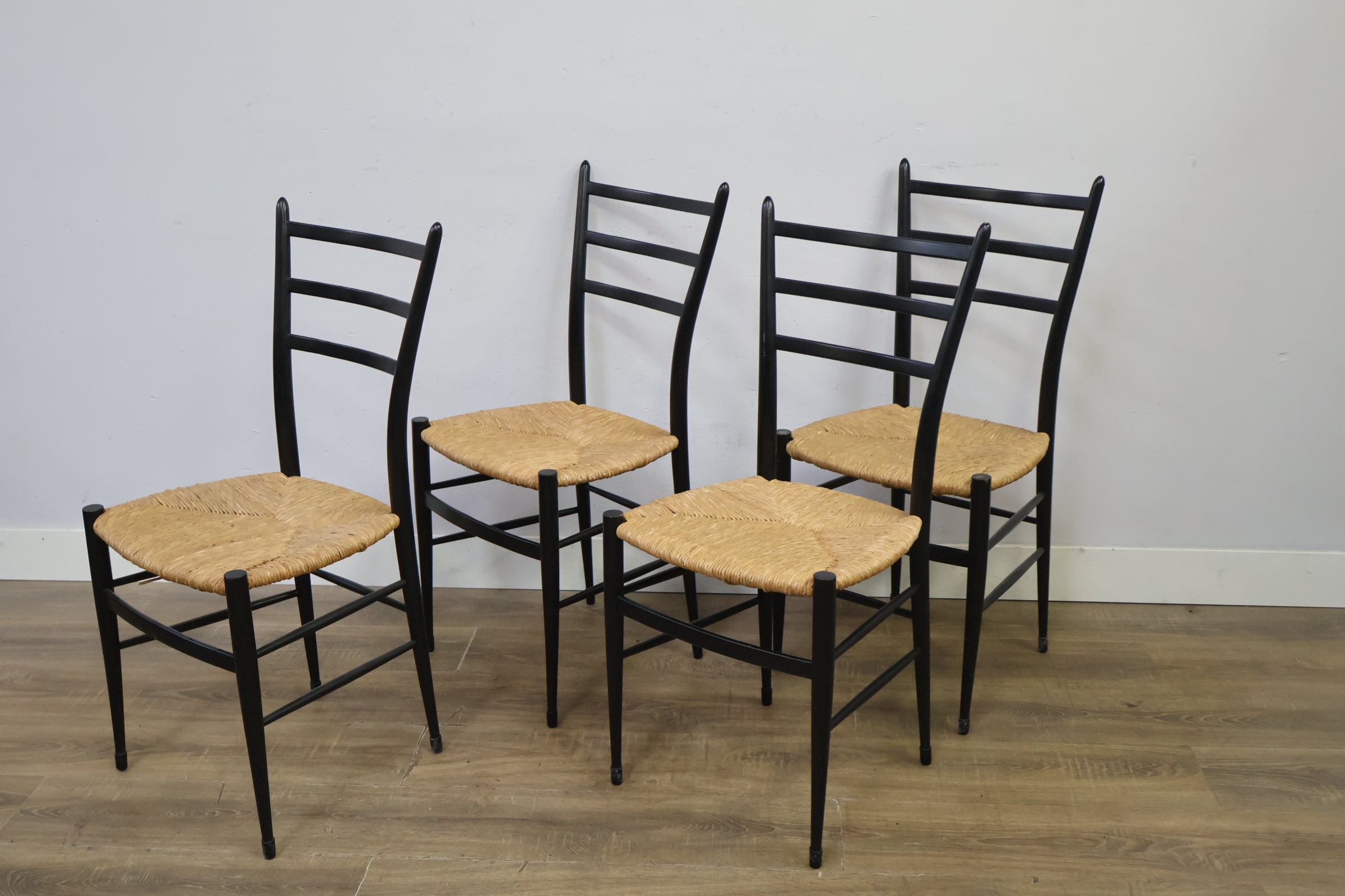 Set of 4 Chiavari Spinetto dining chairs - Vintage Jaren '50 – foto 10 – kavel bij GSD Auctions, Zoeterwoude