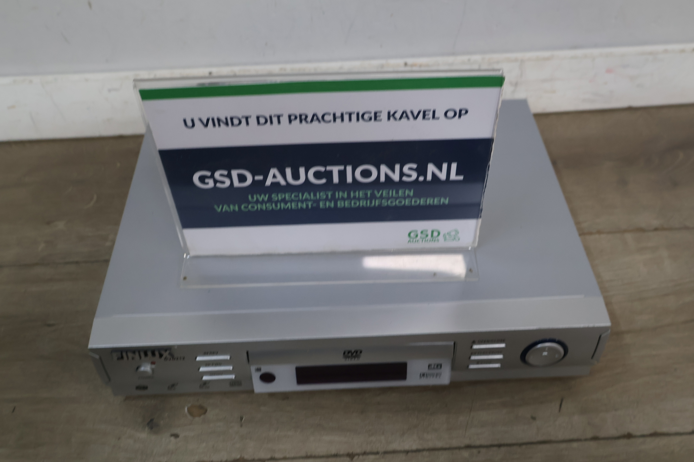 Finlux DVD speler DVD212' – foto 2 – kavel bij GSD Auctions, Zoeterwoude