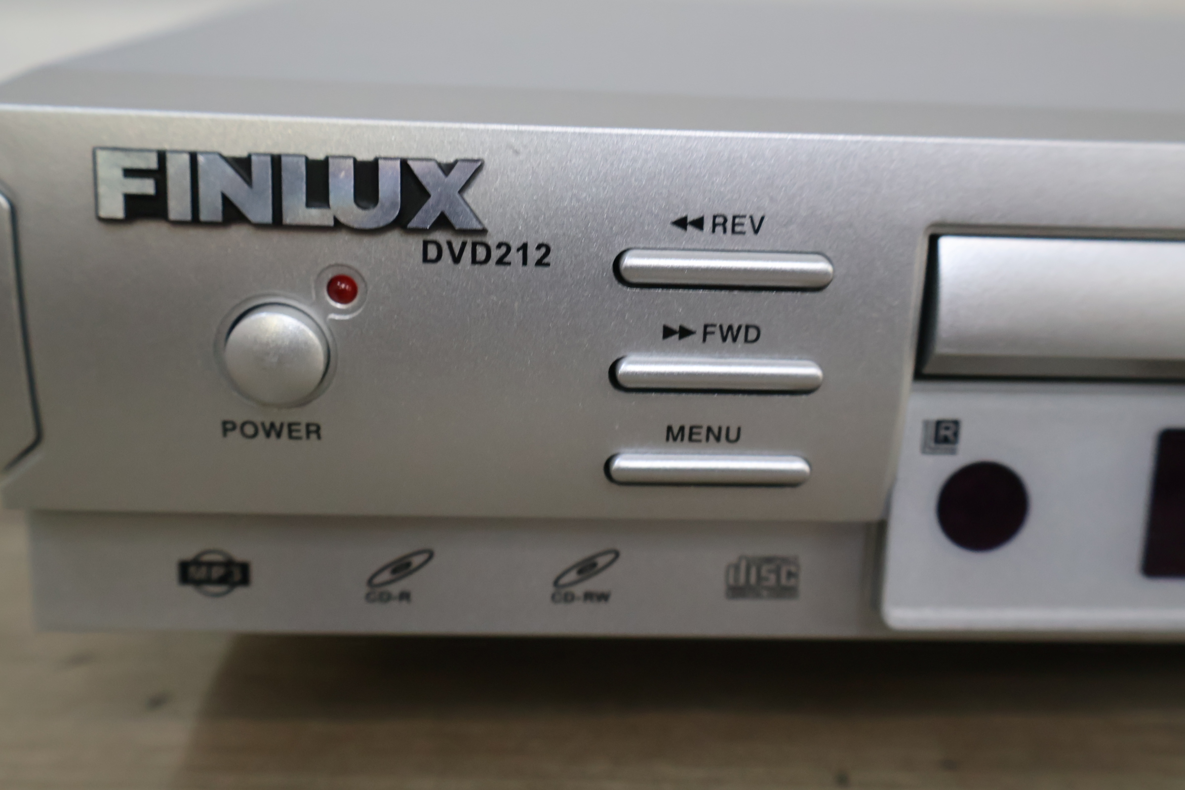 Finlux DVD speler DVD212' – foto 15 – kavel bij GSD Auctions, Zoeterwoude