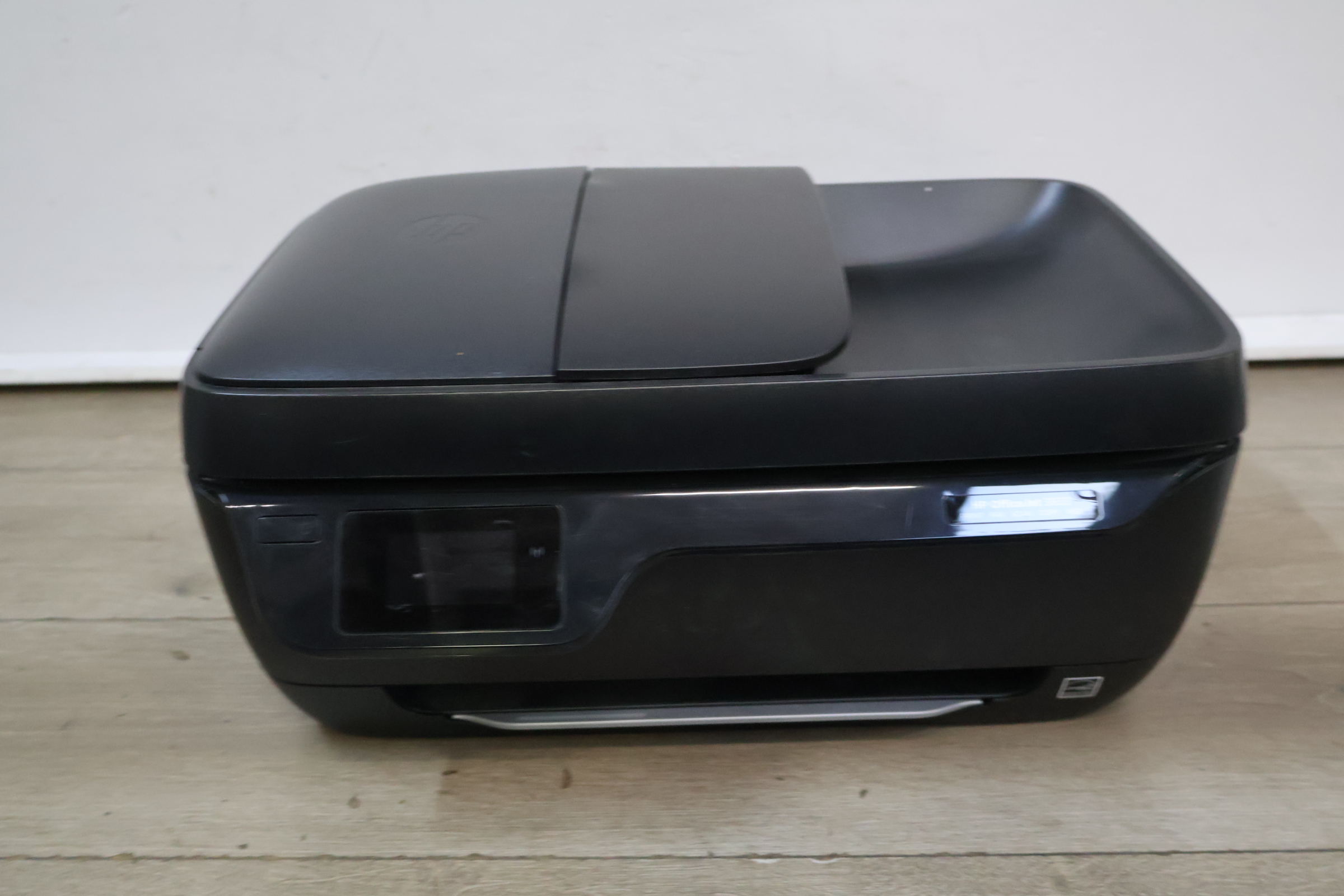HP OfficeJet 3833 all-in-one printer' – foto 4 – kavel bij GSD Auctions, Zoeterwoude