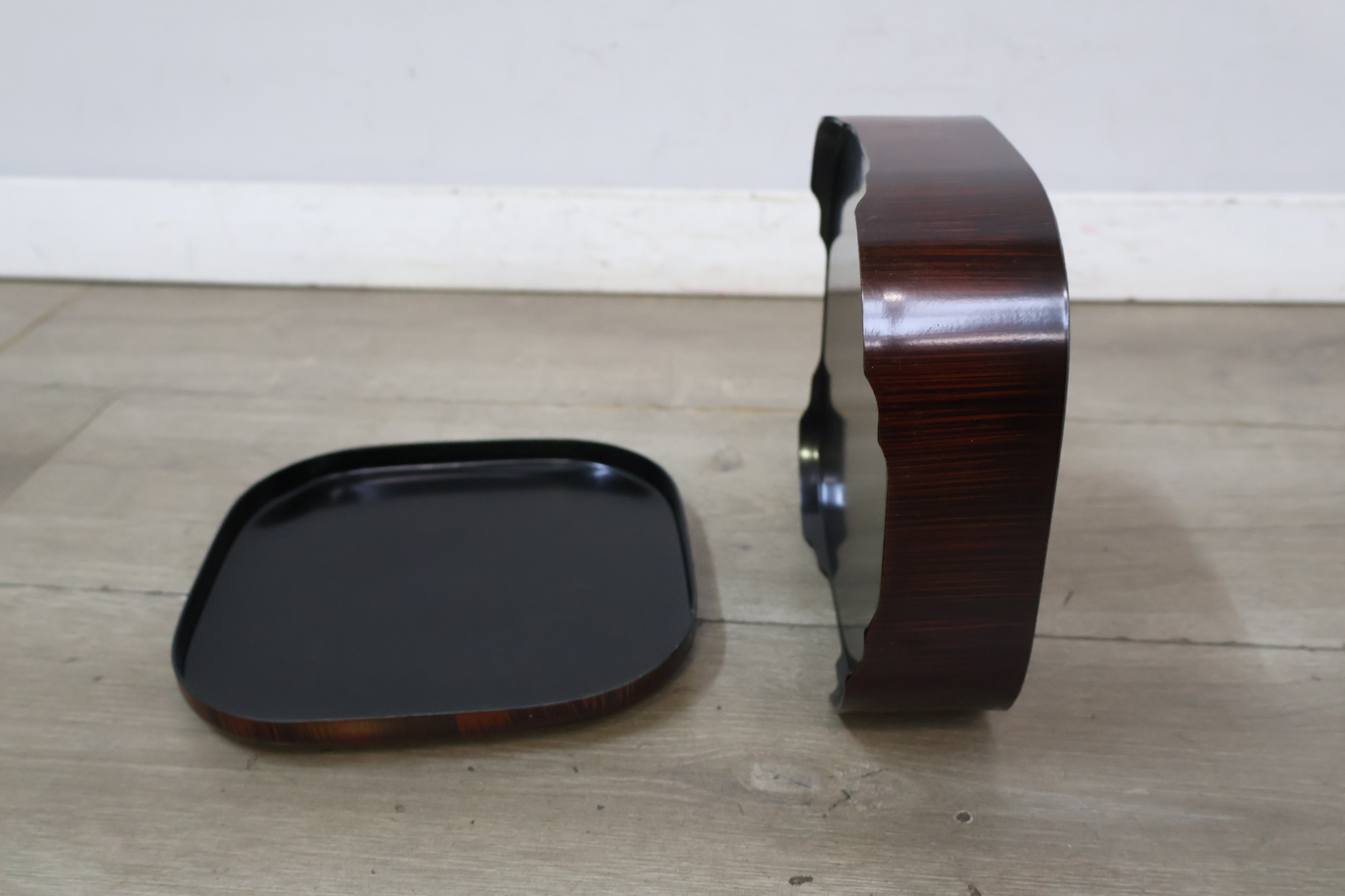 Houten sieraden- of opbergdoos met ingelegde decoraties – foto 11 – kavel bij GSD Auctions, Zoeterwoude